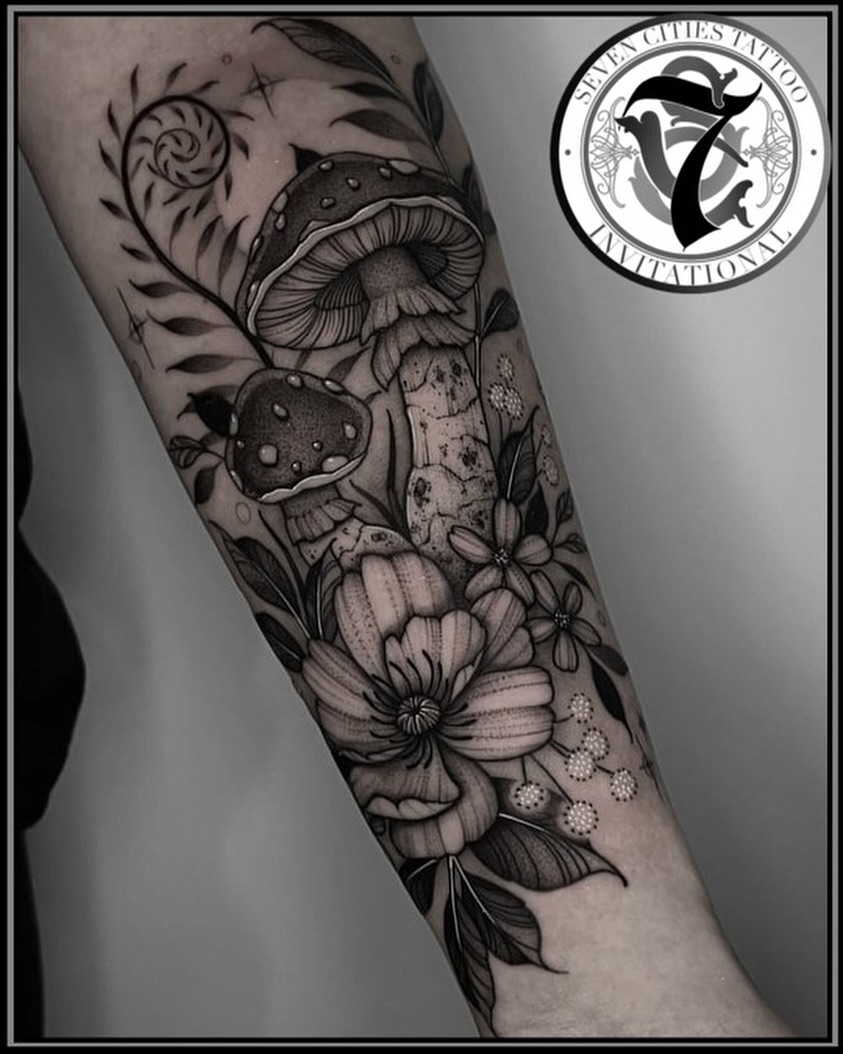 Tattoo by @caitybugink โ black_and_grey, realism