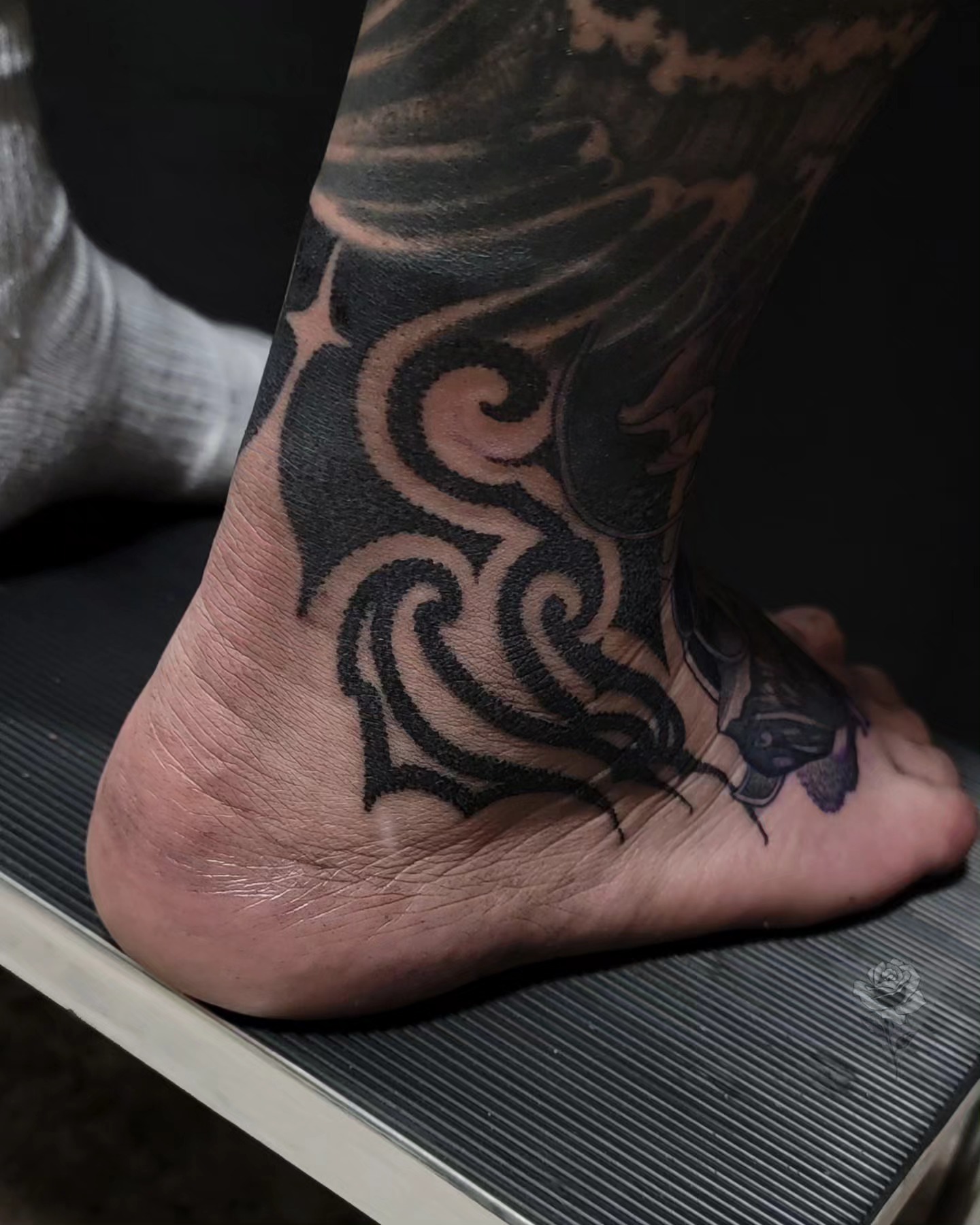 Tribal design tribal tattoo on the foot by V πΊπ¦