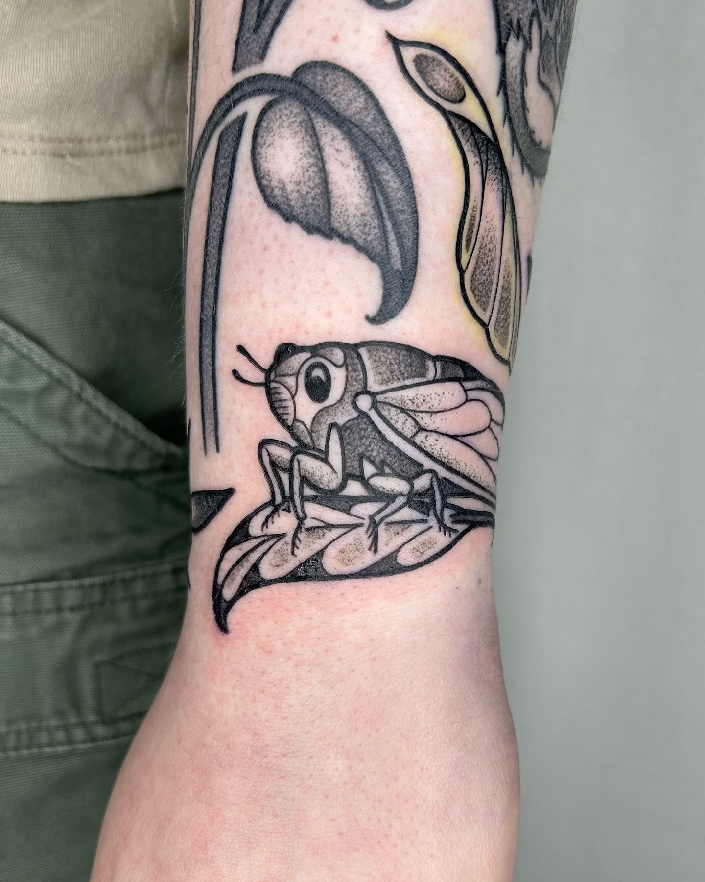 Tattoo by @cicadanymph — dotwork