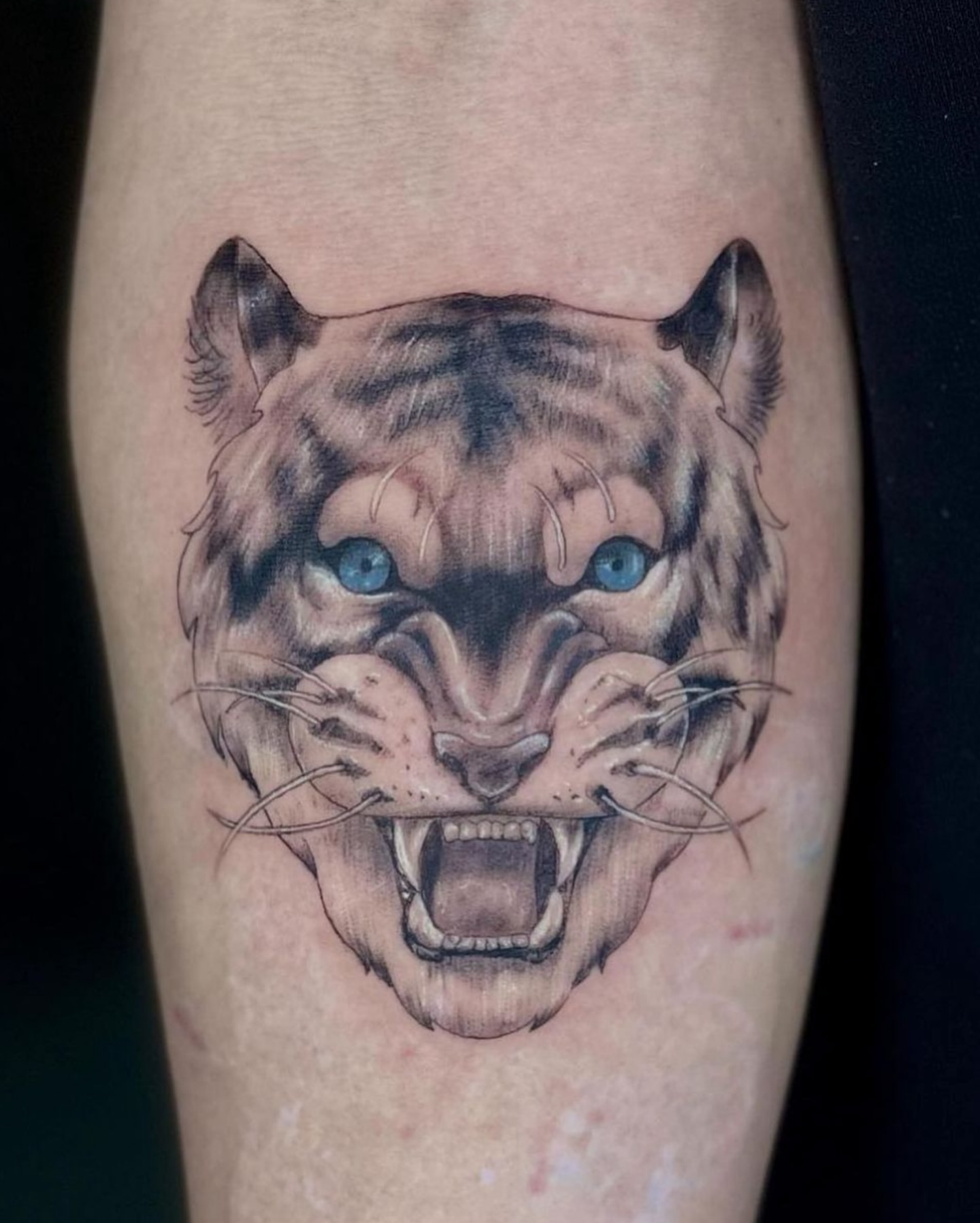 Tattoo by @kuropink_tattoo — realism