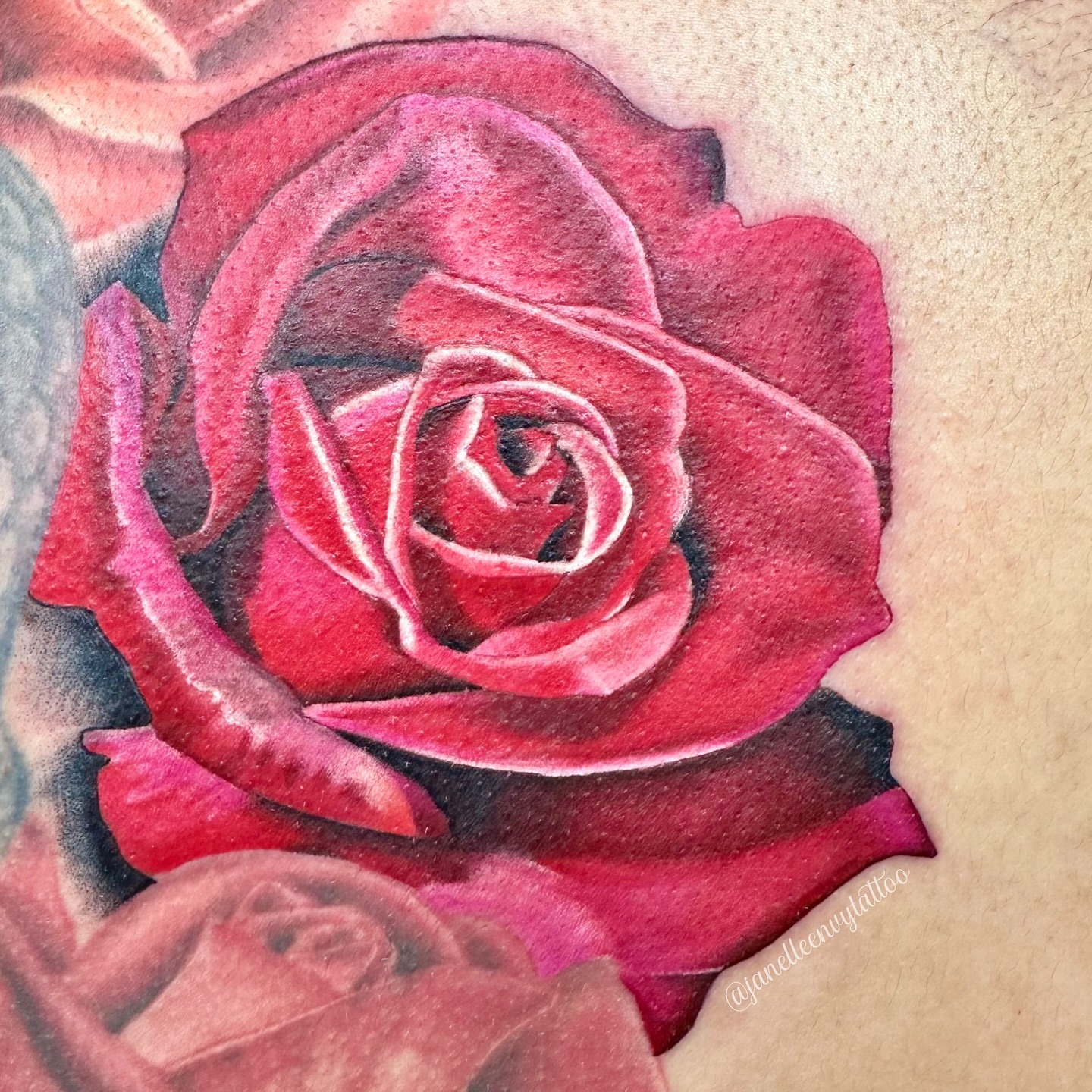 Tattoo by @janelleenvytattoo — realism