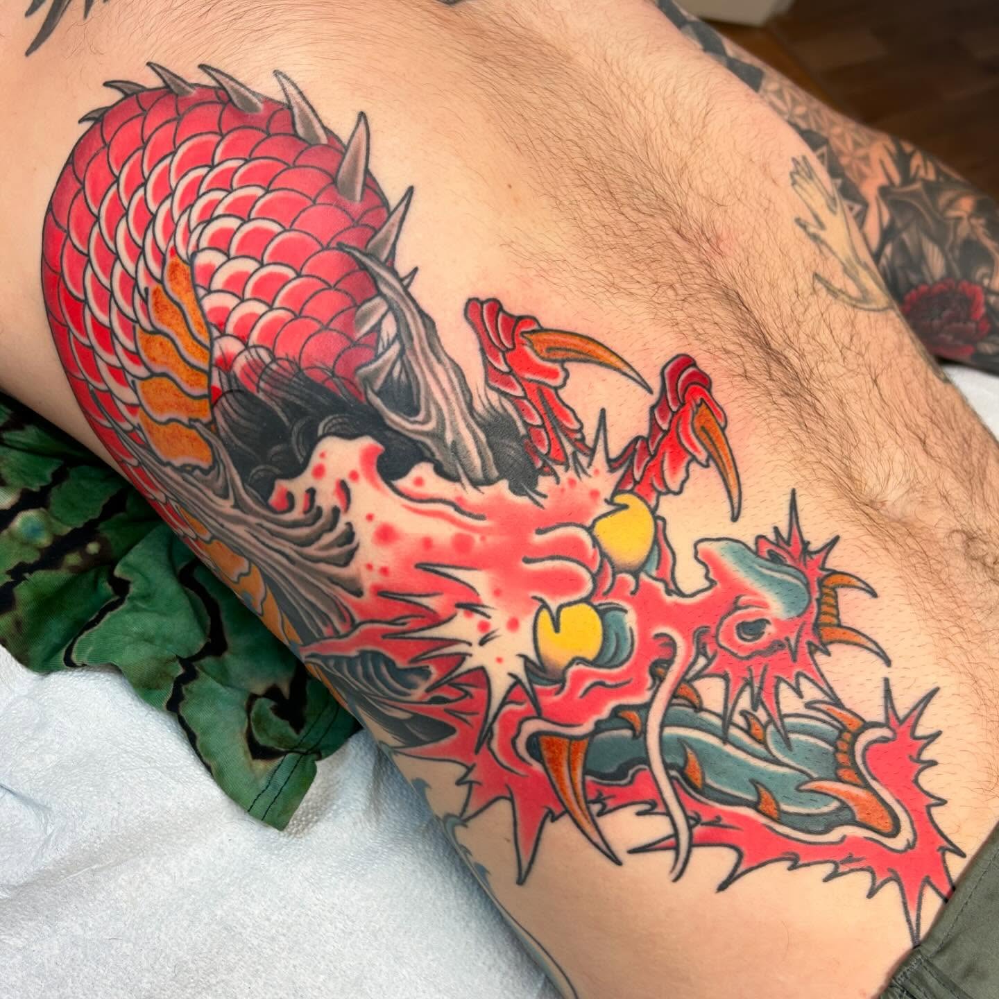 Dragon japanese irezumi tattoo on the thigh by Craig Gardyan