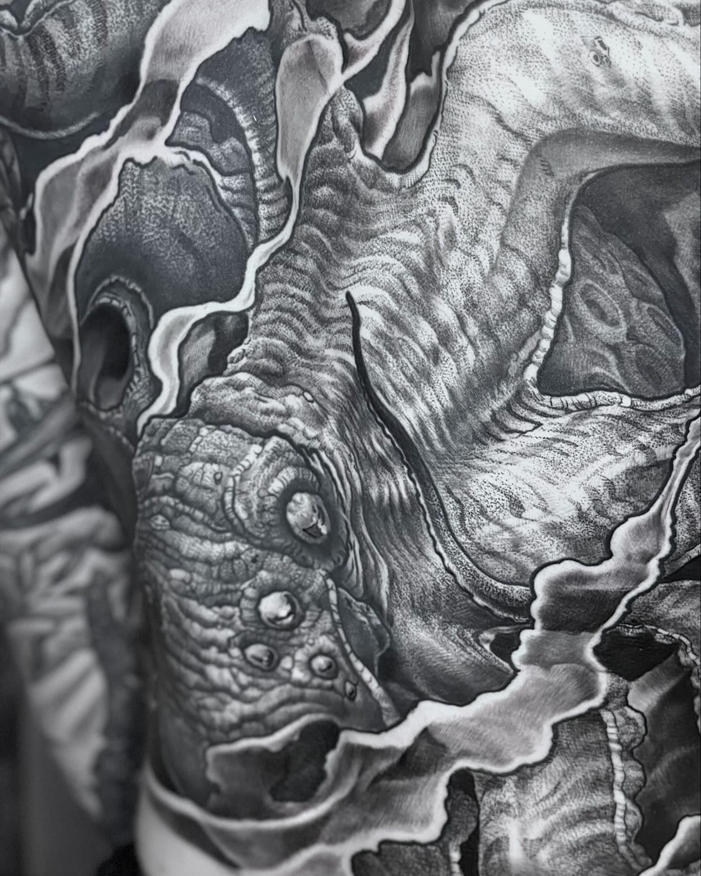 Tattoo by @carterclvn — dotwork, realism