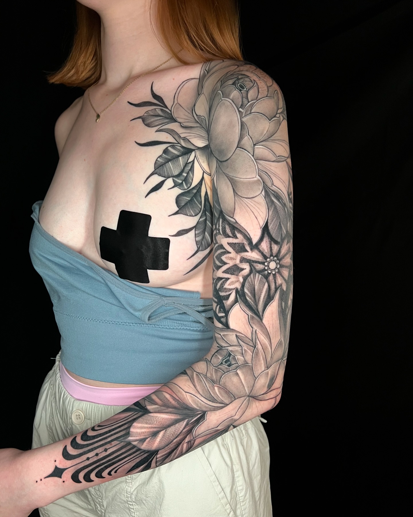 Floral arrangement realism tattoo on the upper arm by πππππ βππ£π£ππ€ππ , Tucson, Arizona