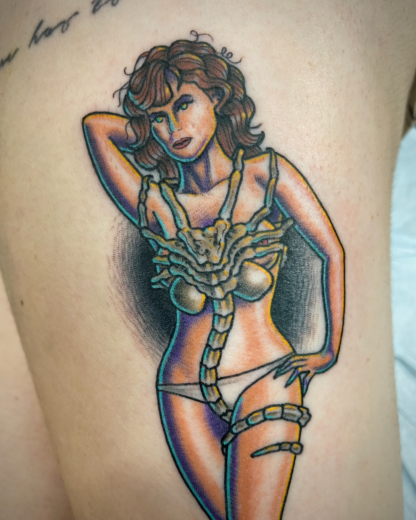Cyborg woman dotwork tattoo on the thigh by Thad Collis