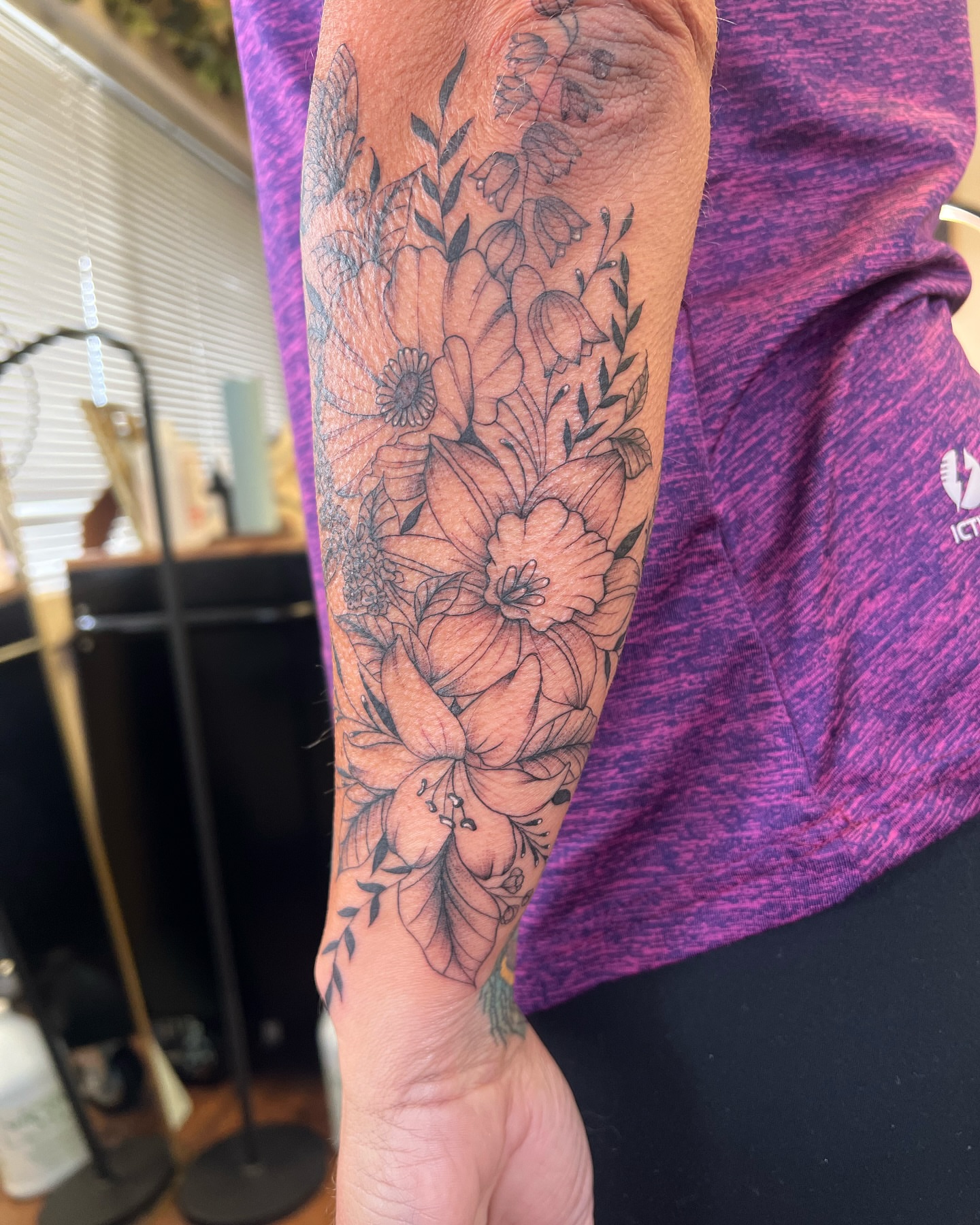 Tattoo by @chrystynamariee — black_and_grey