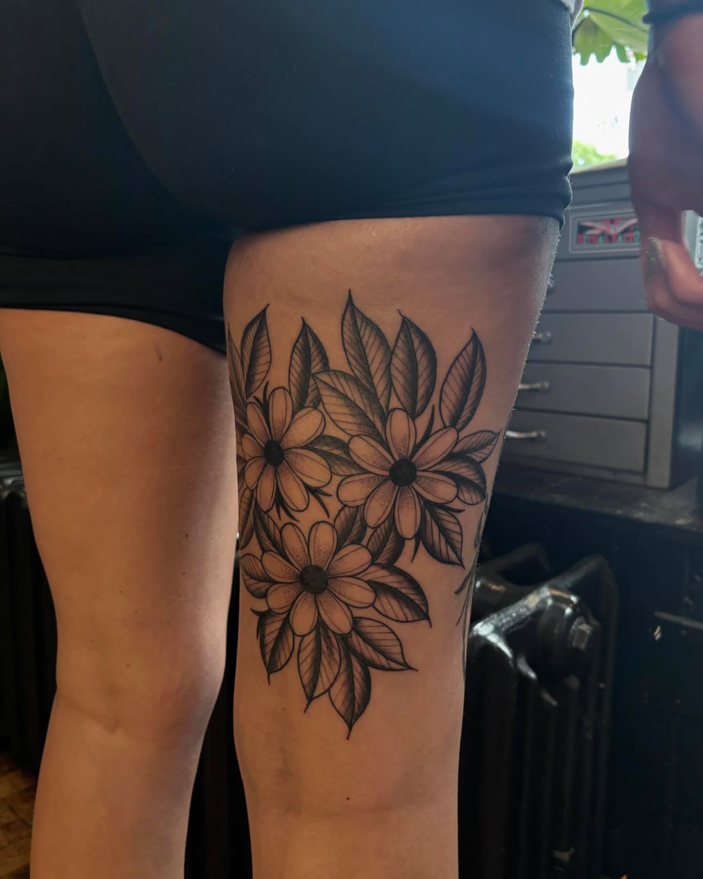 Tattoo by @chloeinknart — black_and_grey