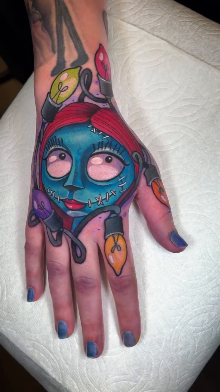 Tattoo by @jonleightontattoo — new_school