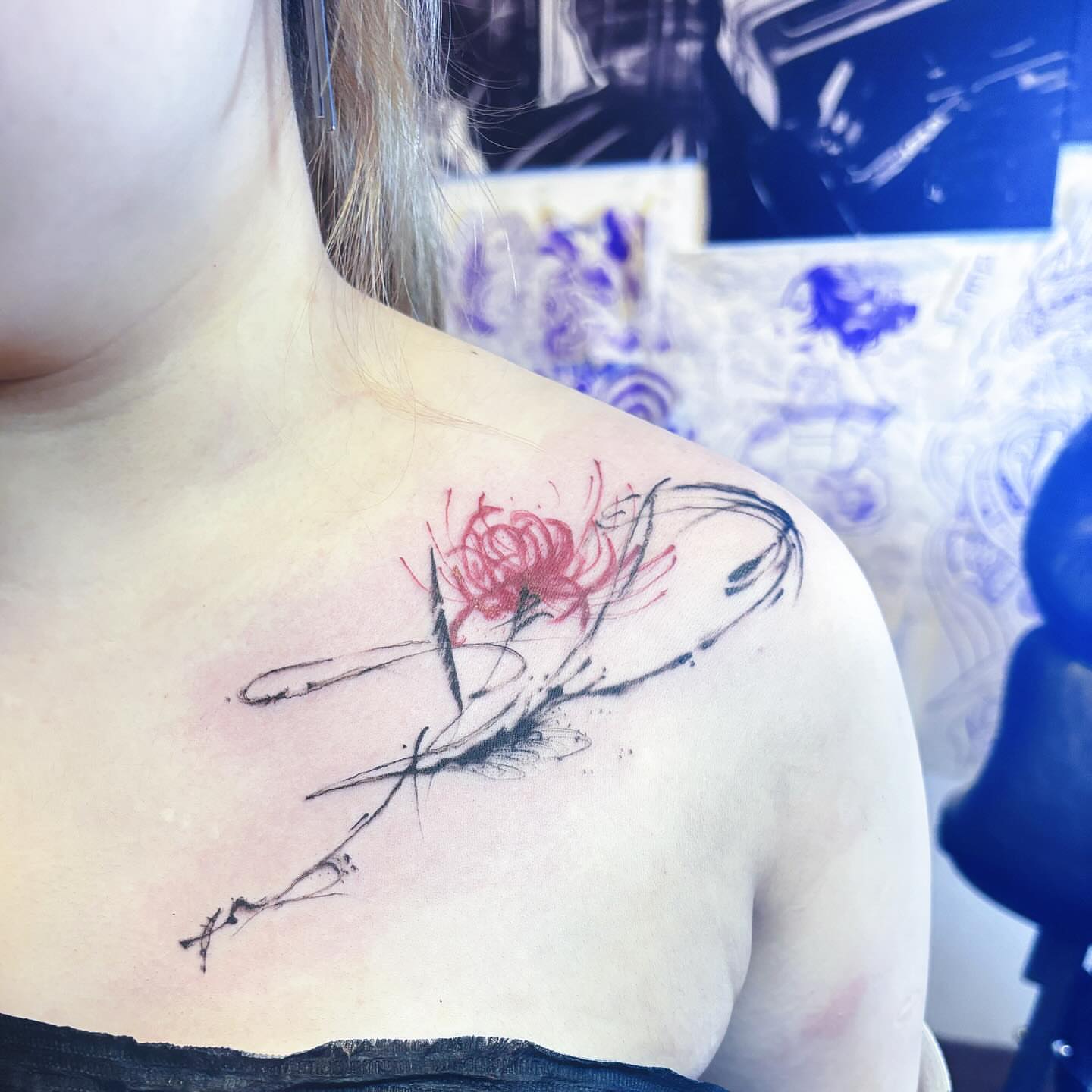 Tattoo by @sagittarius_tattoohk β dotwork