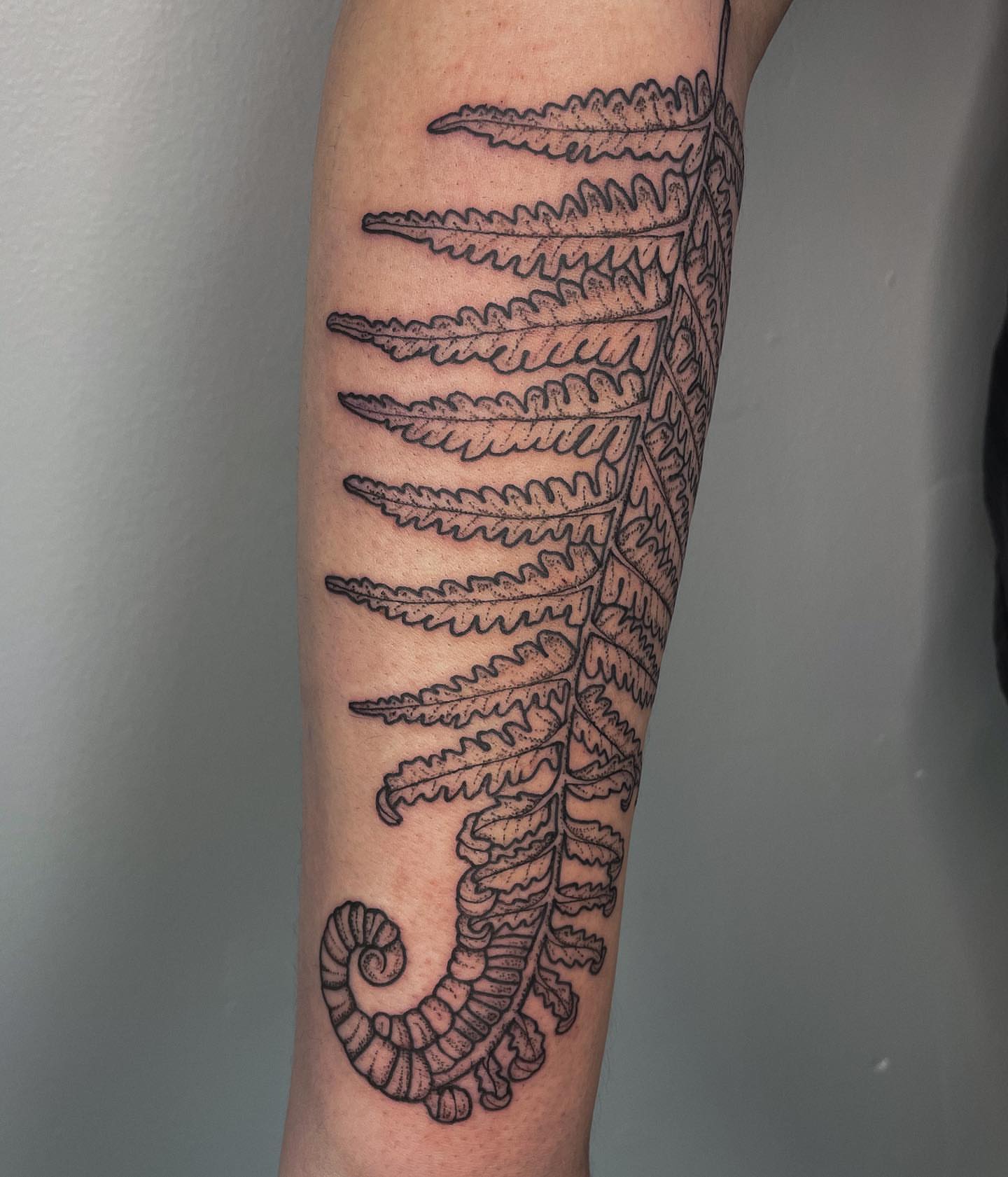 Tattoo by @allieruck_tattoos — black_and_grey, realism