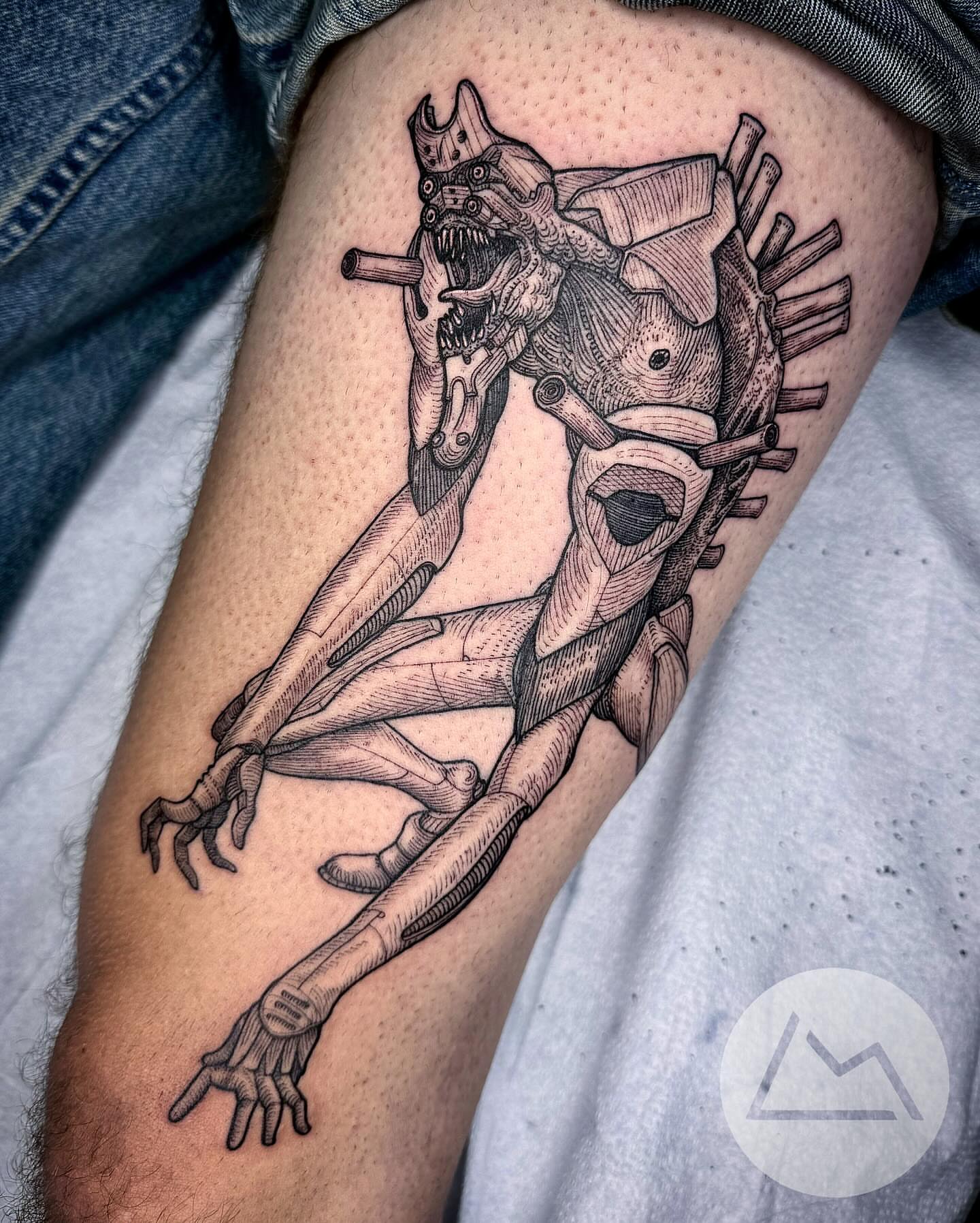 Cyborg creature dotwork tattoo on the thigh by Landon Morgan