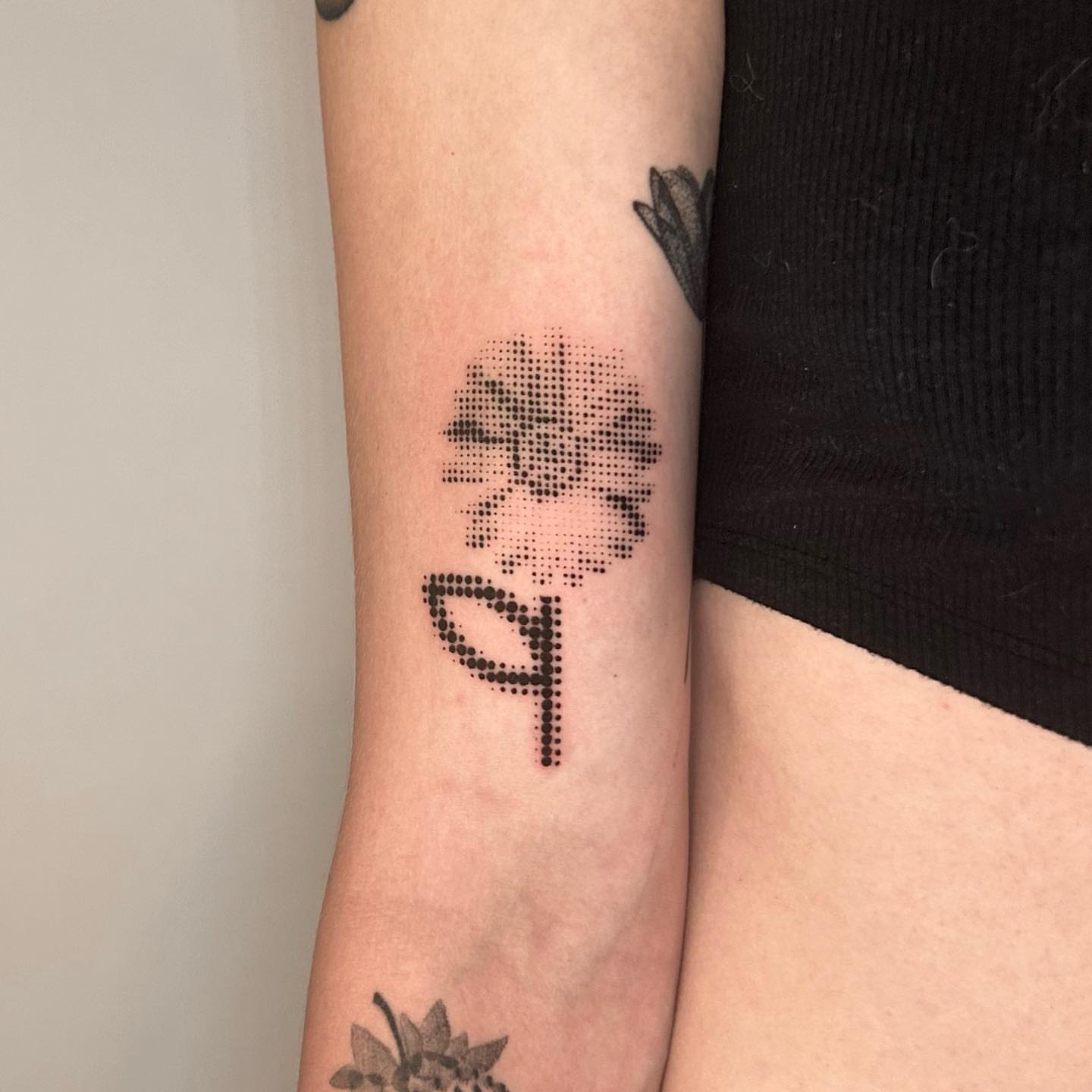 Dotwork portrait dotwork tattoo on the forearm by Longtea