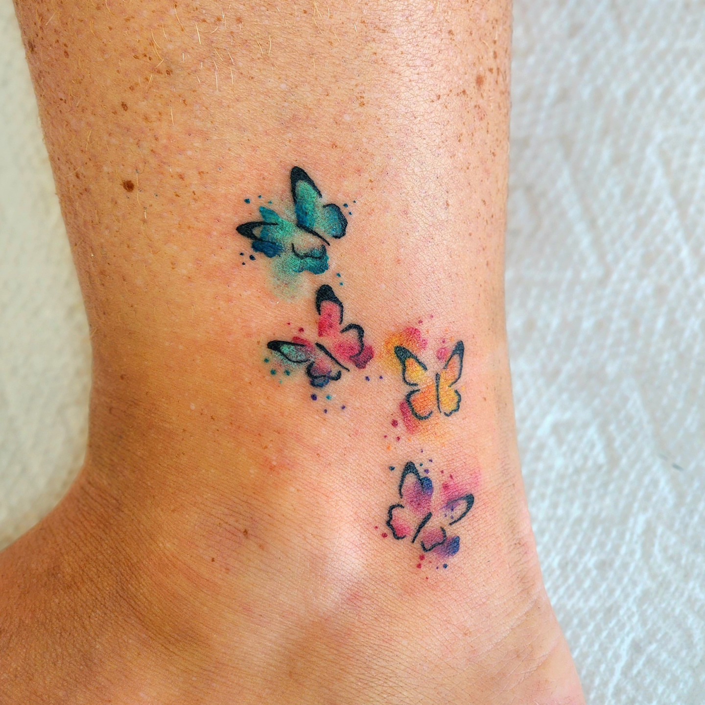 Tattoo by @artbyalizard — watercolor