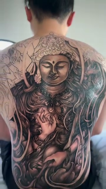 Tattoo by @jennal_wang — japanese_irezumi, black_and_grey