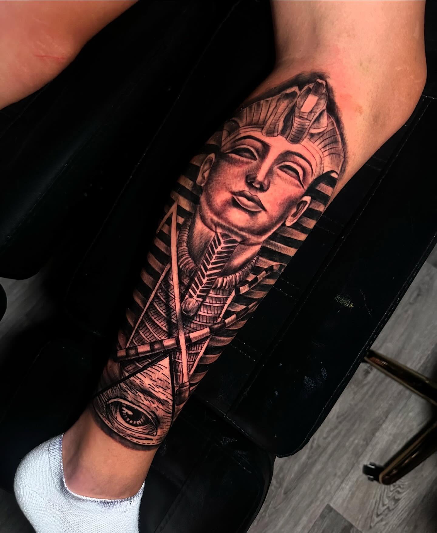 Pharaoh realism tattoo on the forearm by Anghel Patricia
