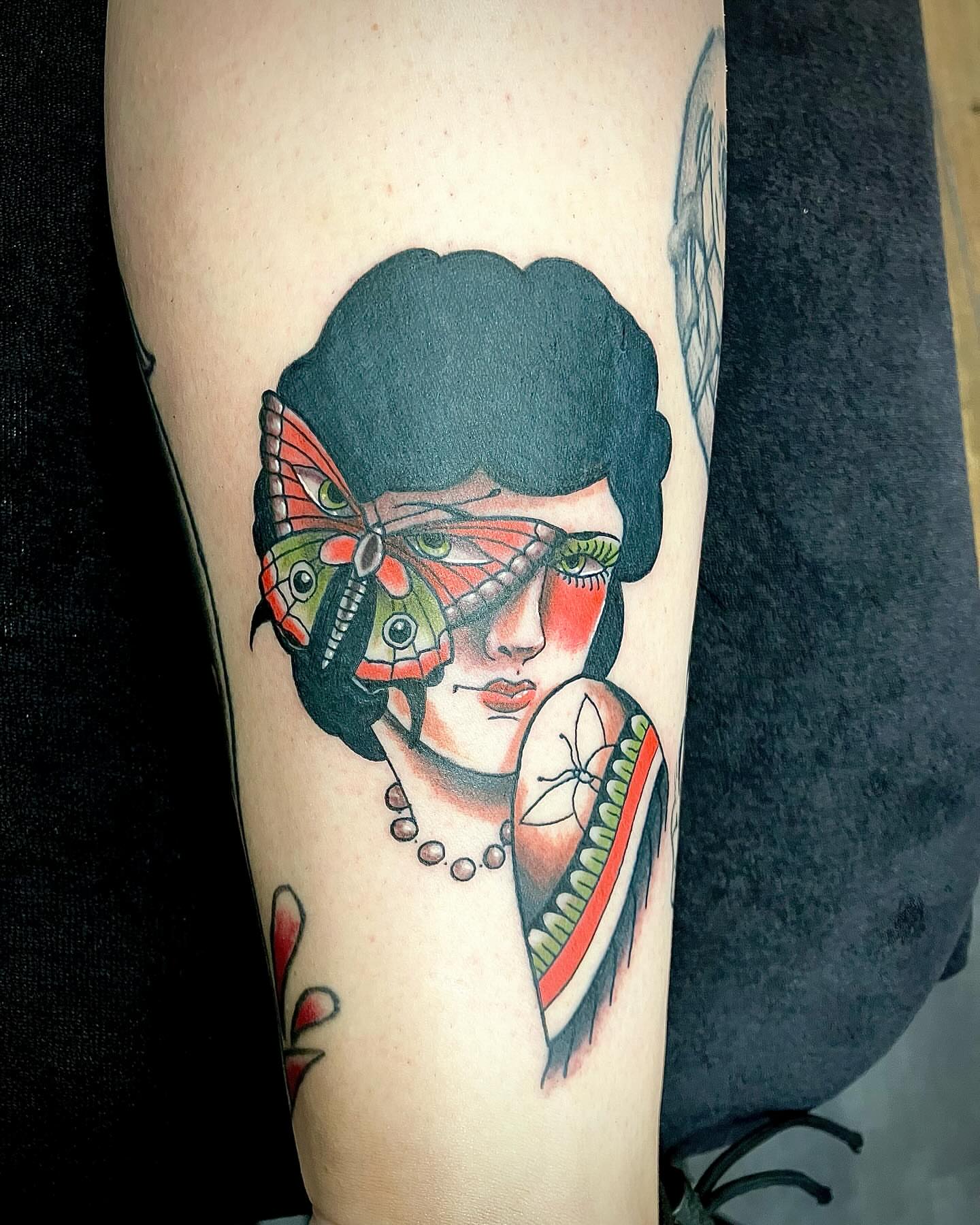 Tattoo by @robymarciano — american_traditional, illustrative