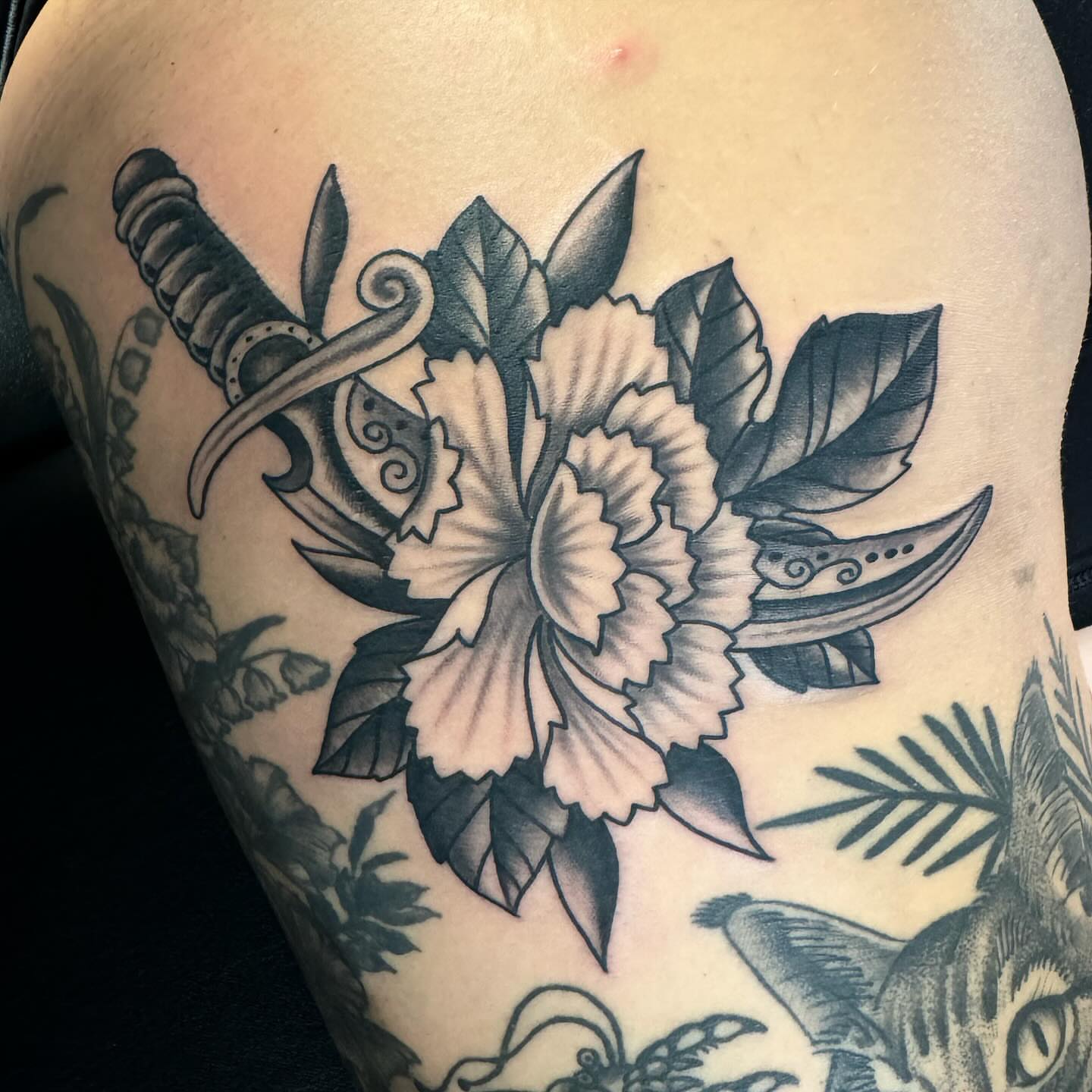 Tattoo by @etbennett_tattoo — black_and_grey, realism