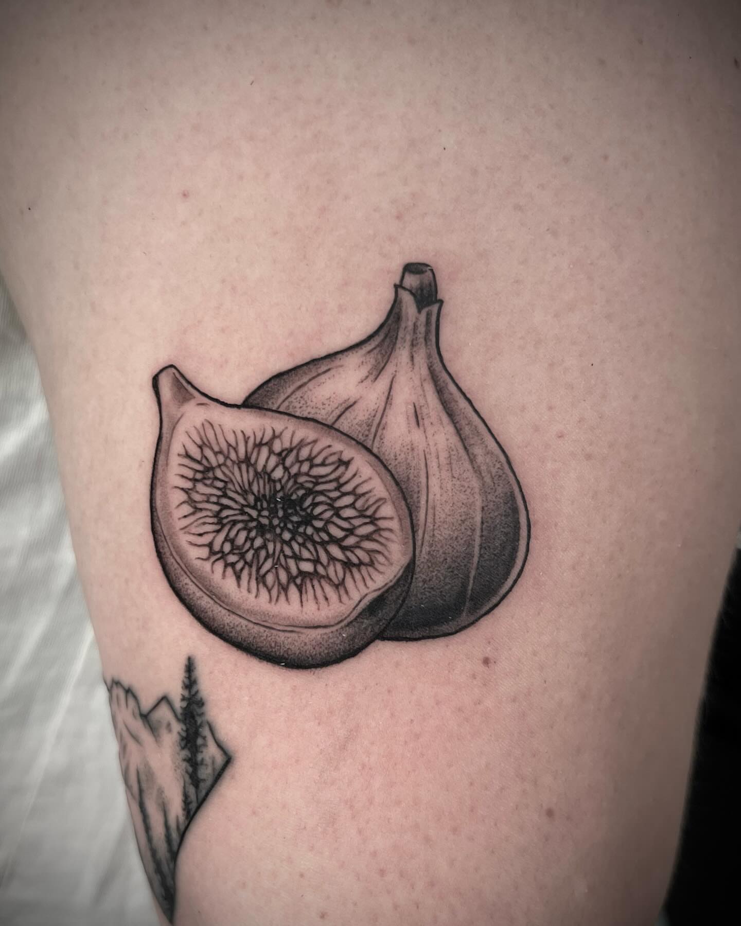 Tattoo by @keithgobleart — dotwork