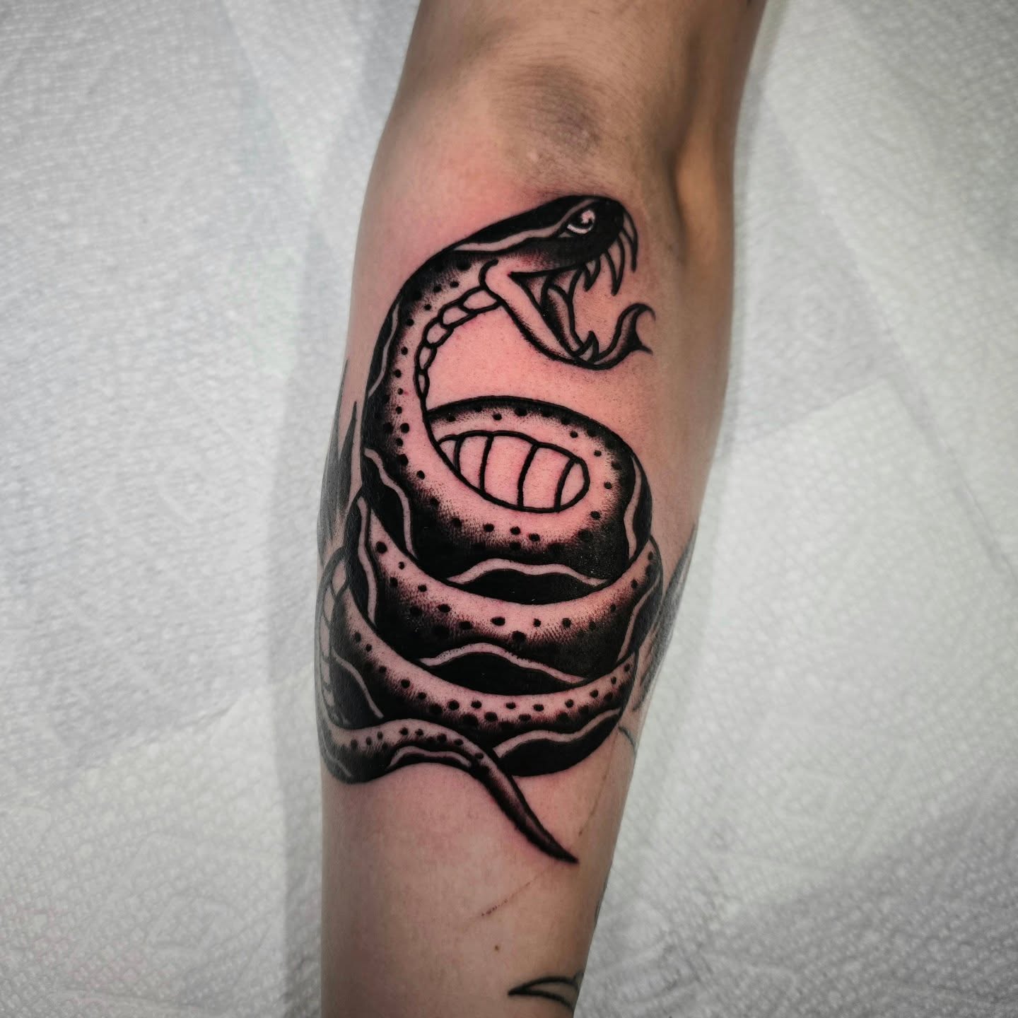 Tattoo by @fleurnoirestudio β dotwork