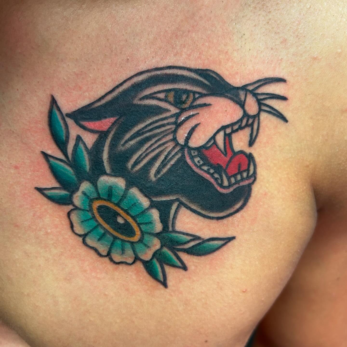 Tattoo by @laurencaldwelltattoo โ american_traditional