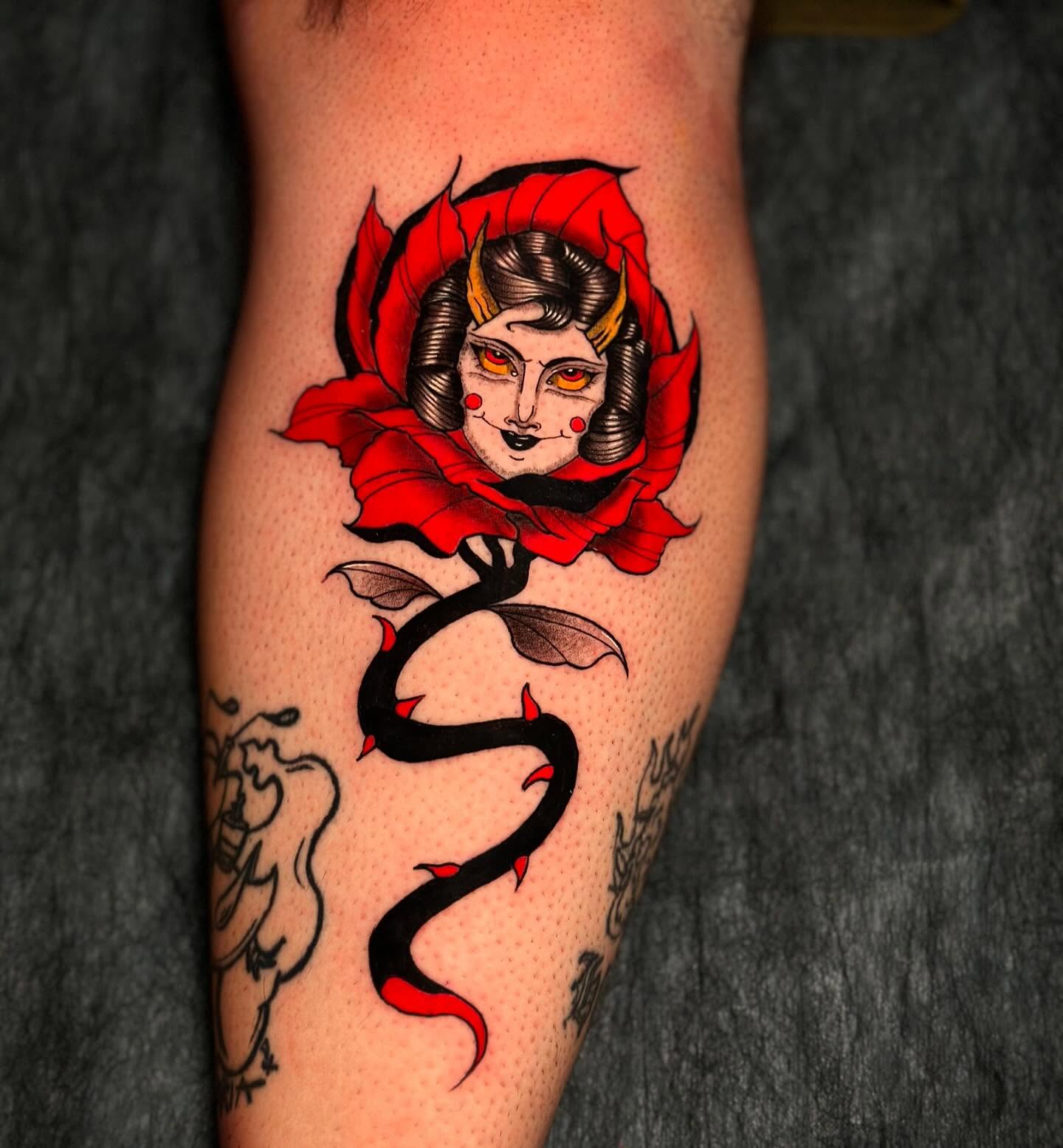 Tattoo by @picaflor.tattooer — american_traditional, dotwork