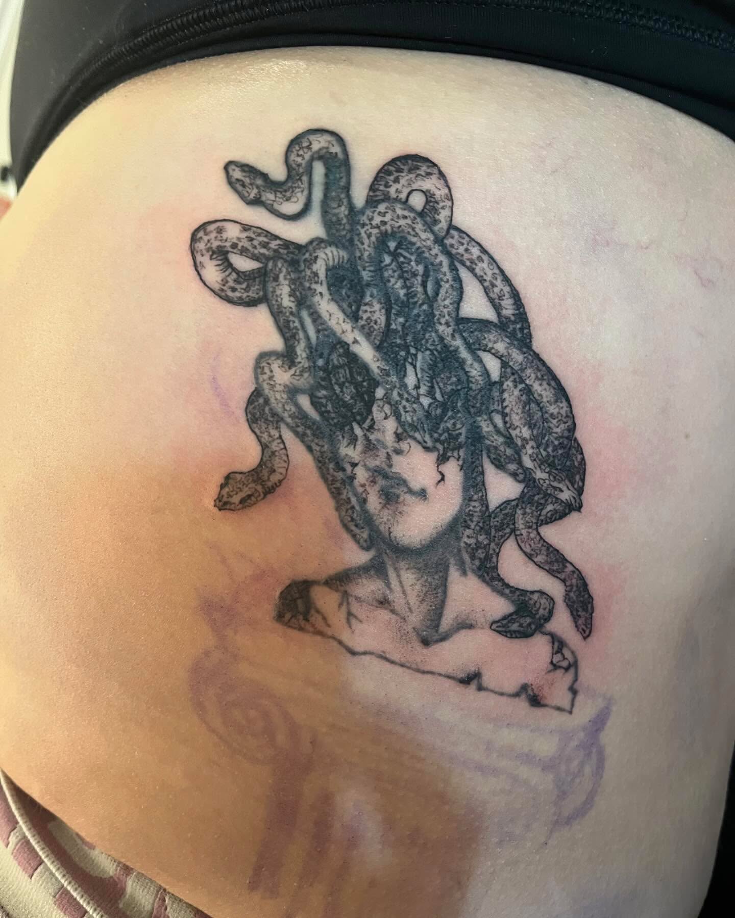 Medusa black and grey tattoo on the shoulder by ren