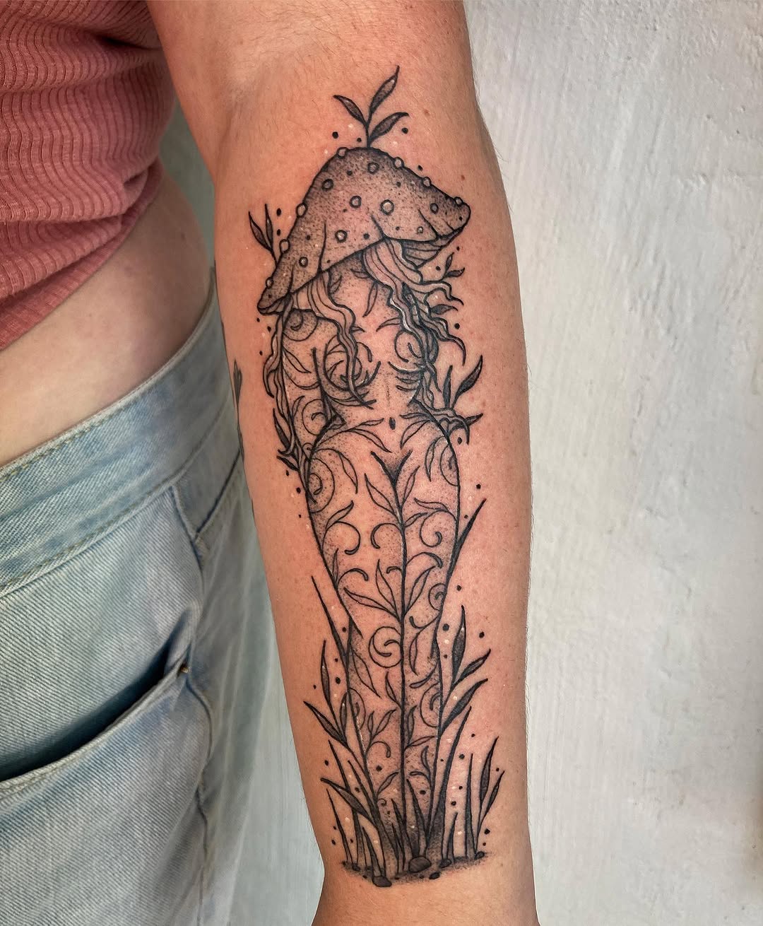 Tattoo by @nocturnalflare โ illustrative, dotwork
