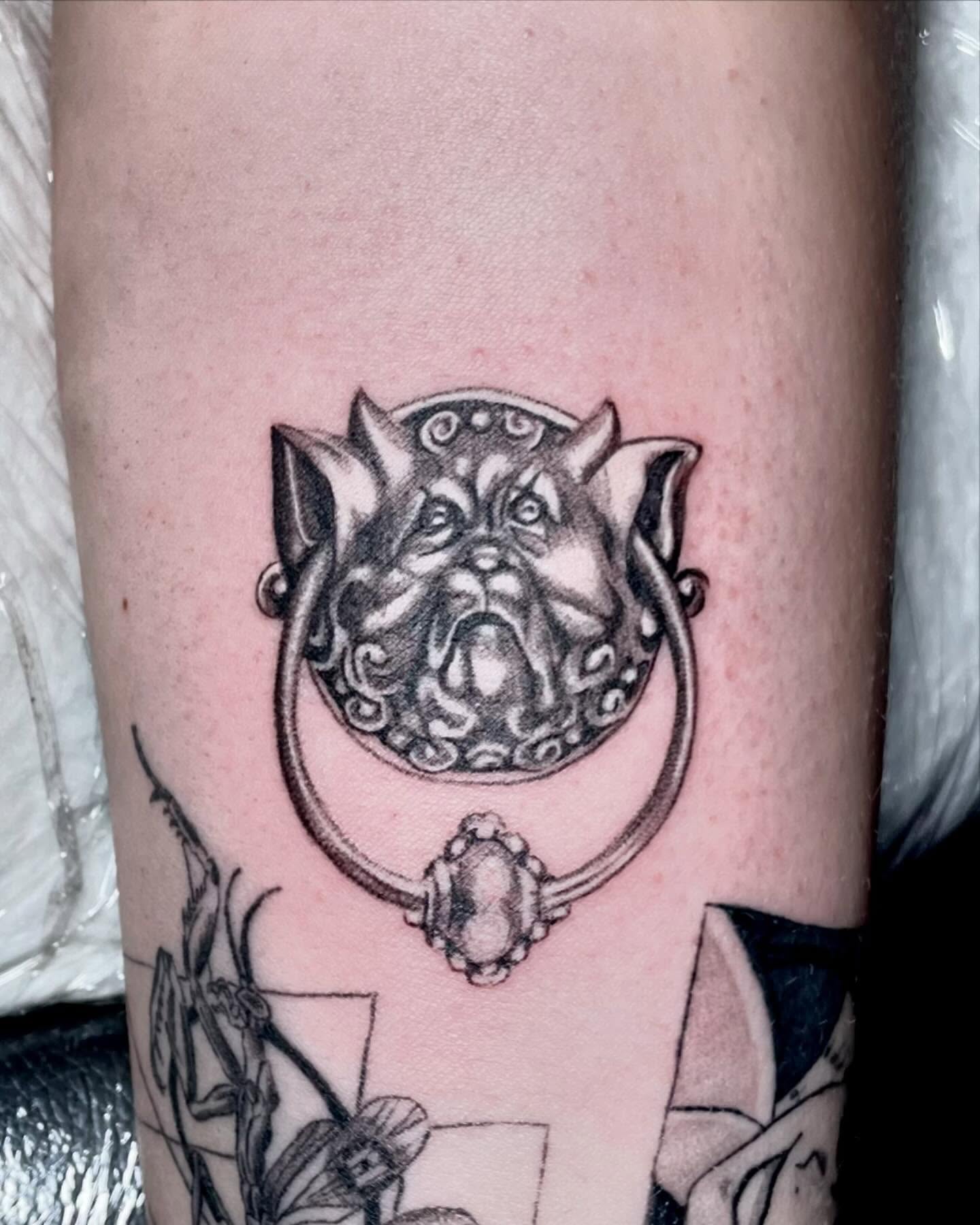 Tattoo by @anissatattoos β black_and_grey