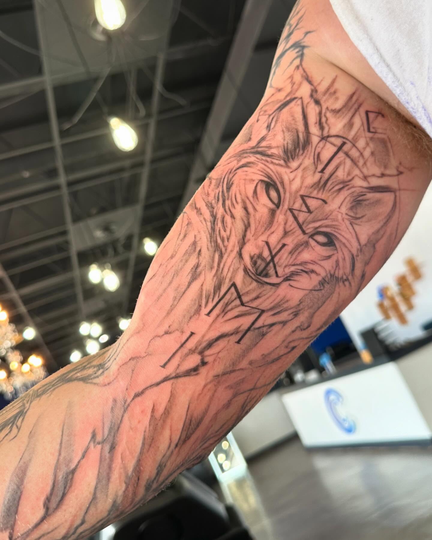Wolf realism tattoo on the forearm by Cameron Hobbs, Woodbridge, Virginia