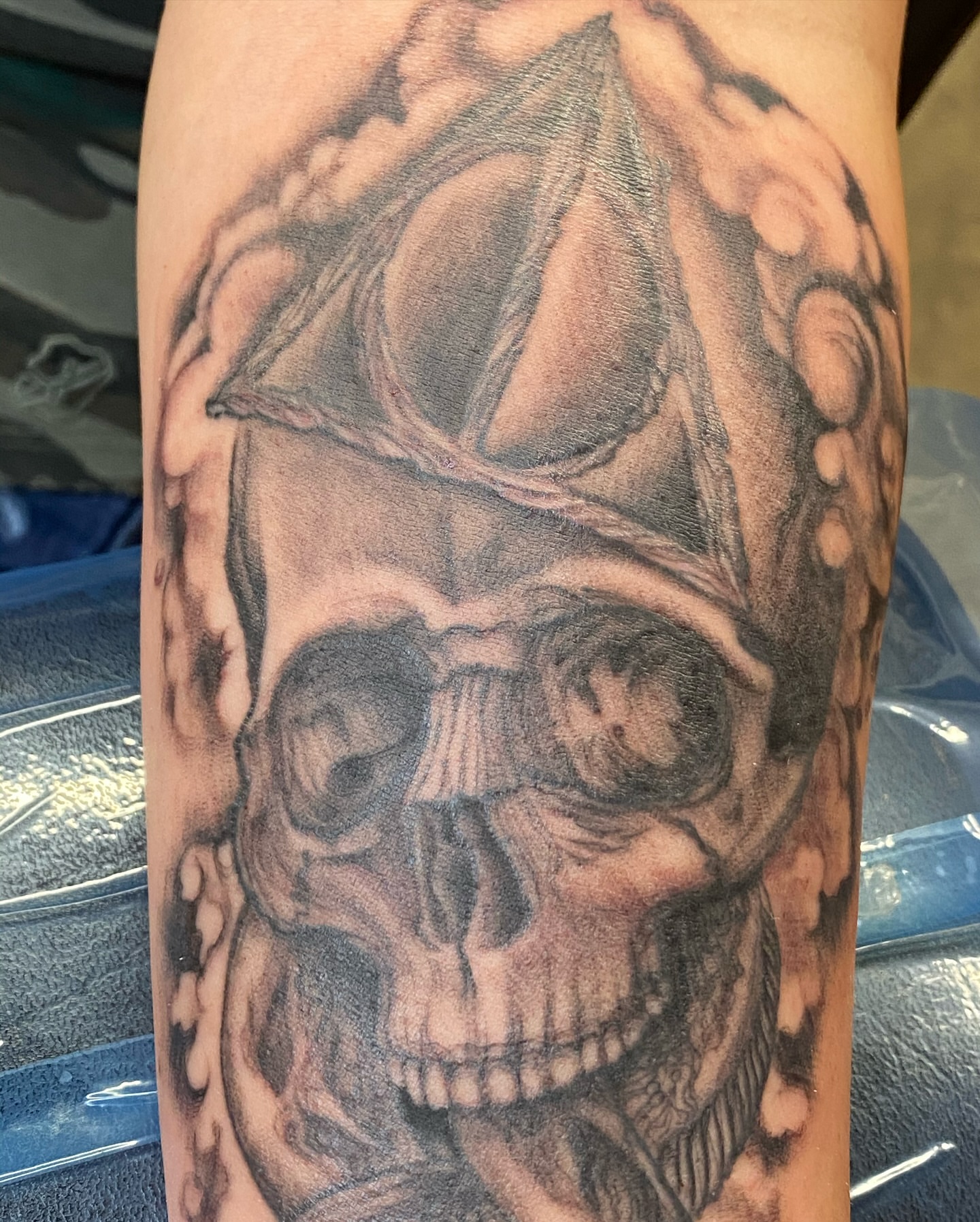 Tattoo by @omaredmisontattooer — black_and_grey, realism