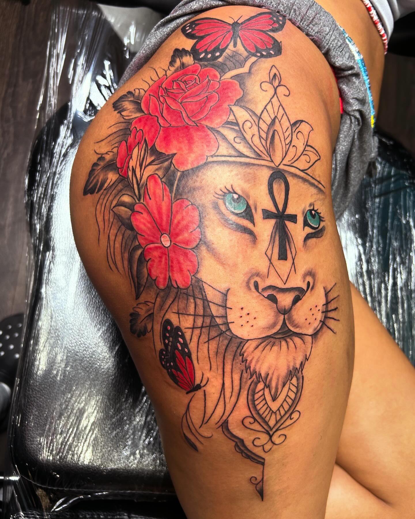 Tattoo by @alchemist_tattoo_shop — neo_traditional, realism