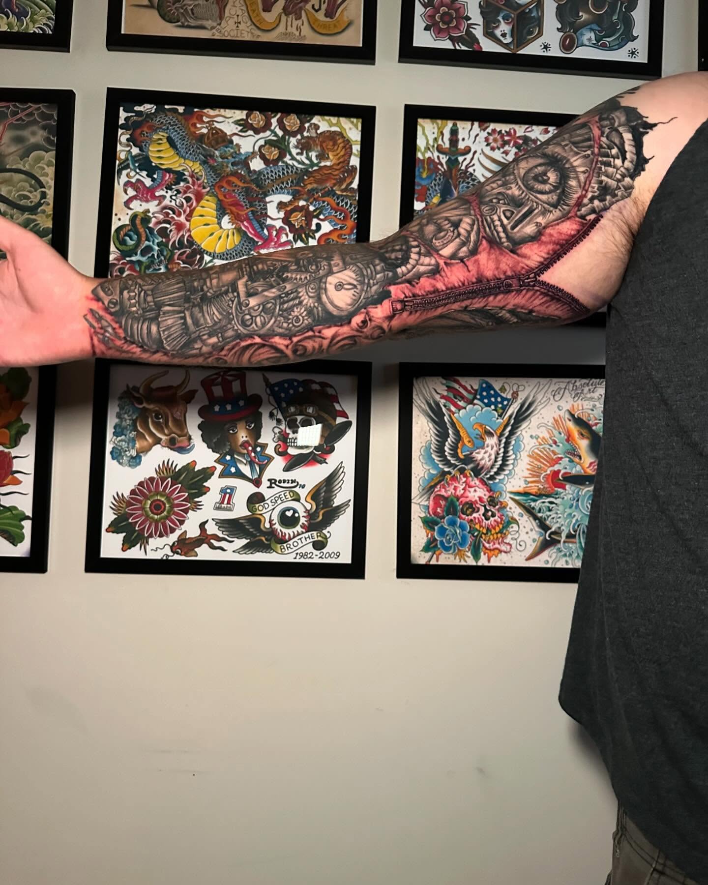 Tattoo by @tattooedwalnut — american_traditional