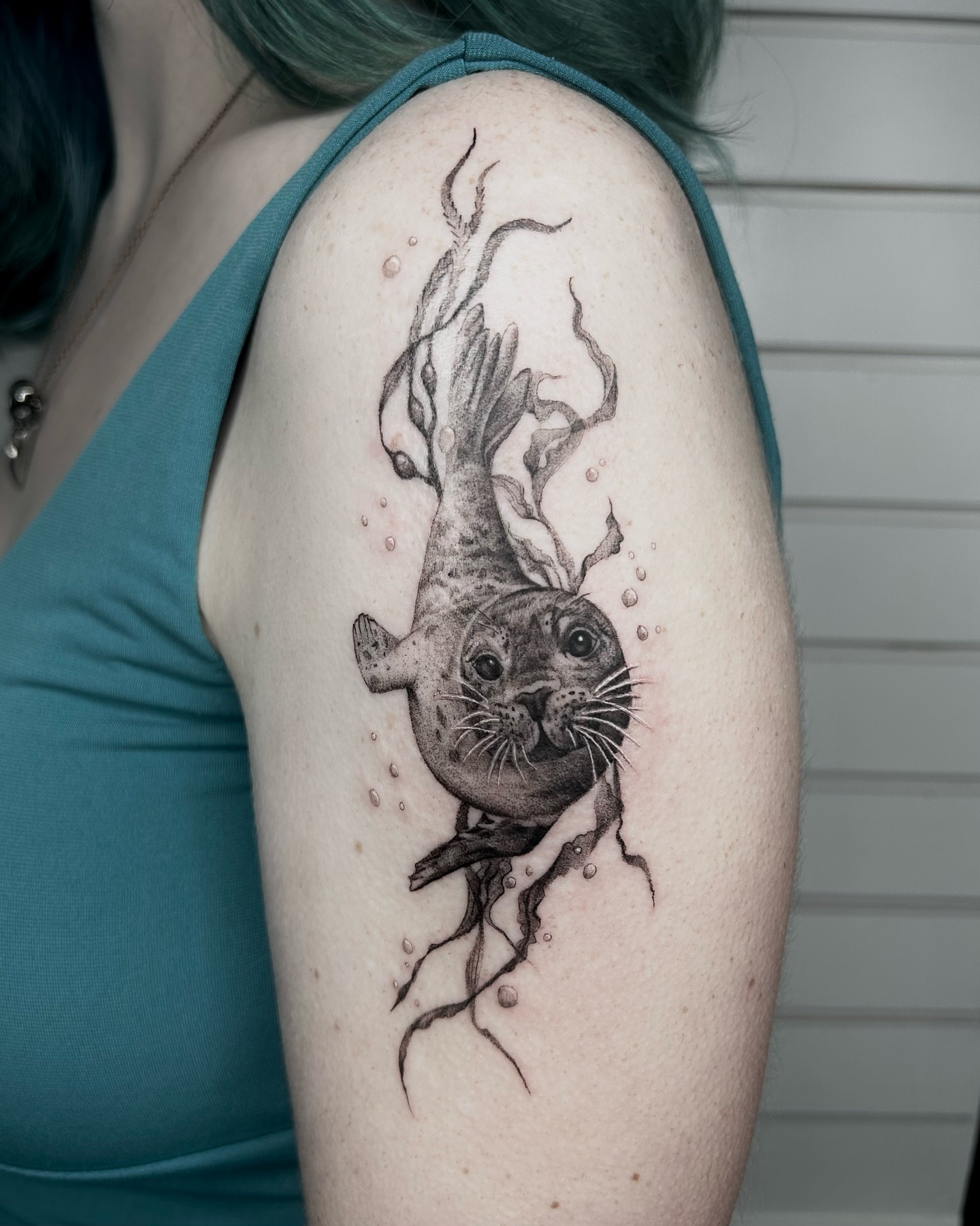 Seal dotwork tattoo on the upper arm by 𝕤𝕒𝕧𝕒𝕟𝕟𝕒