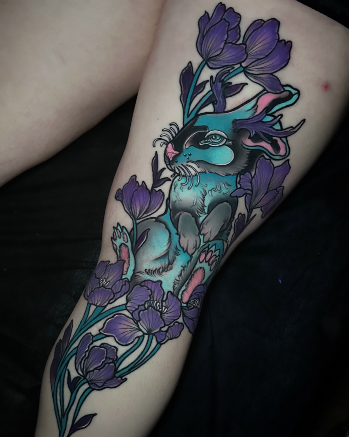 Rabbit and flowers new school tattoo on the thigh by Naysla Droguett