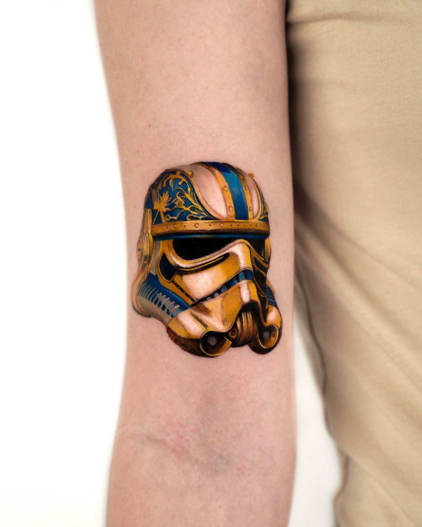 Tattoo by @serenayakcicekx — realism