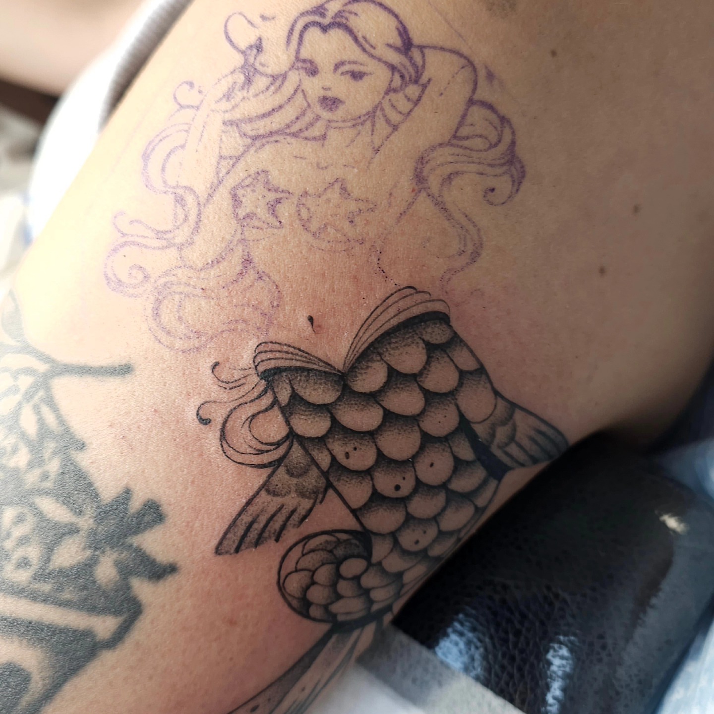 Tattoo by @hey.julieanne — black_and_grey