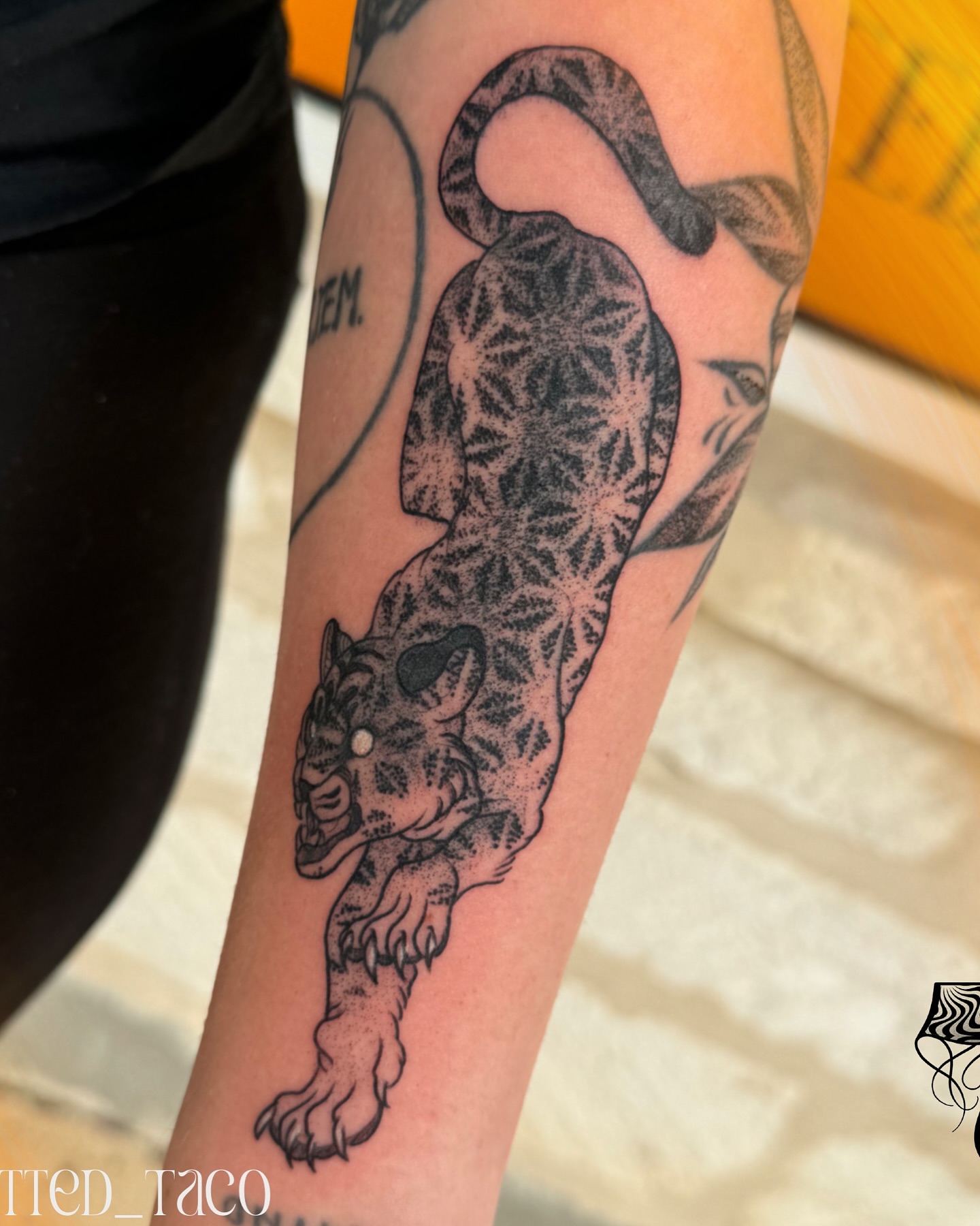 Tattoo by @tatted_taco โ dotwork
