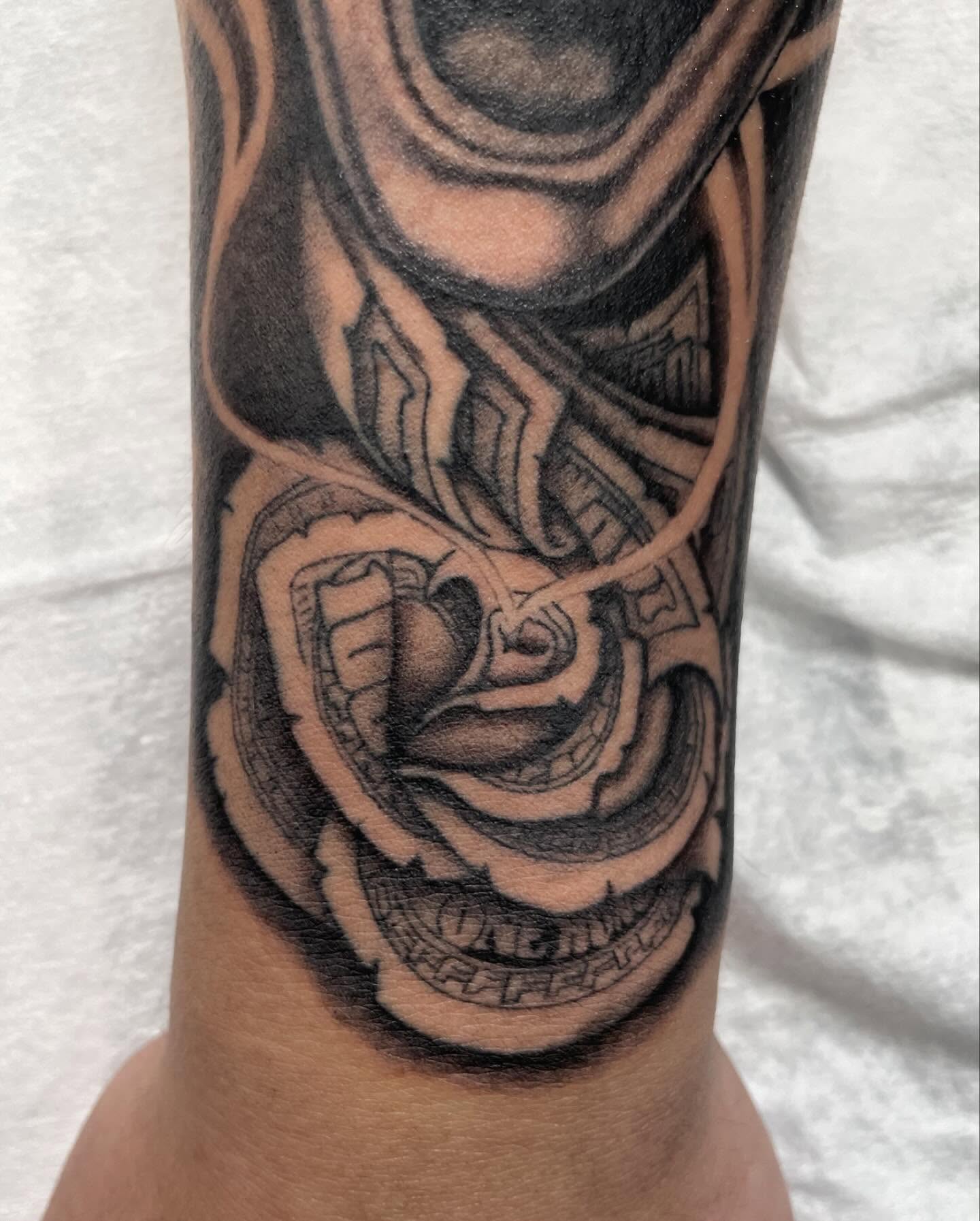 Mechanical rose geometric tattoo on the forearm by Moses (Mo) 🇵🇭