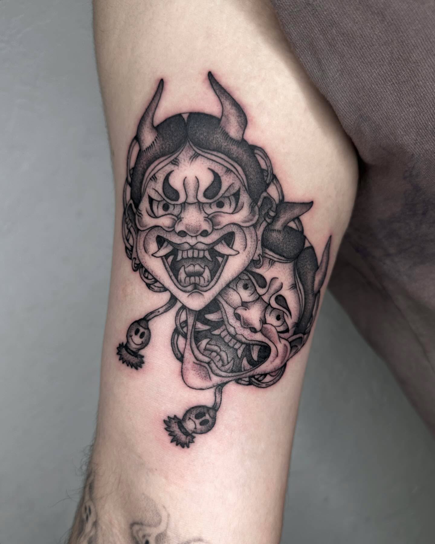 Tattoo by @lijxmachina — black_and_grey, japanese_irezumi