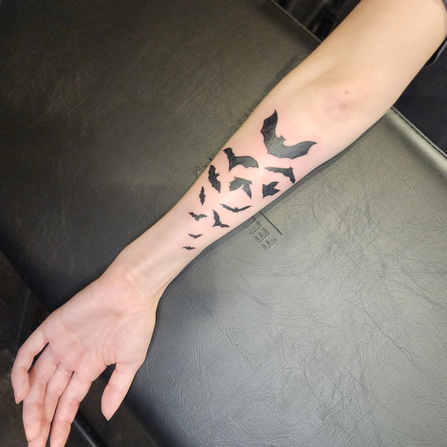 Tattoo by @soleilantoinette — black_and_grey