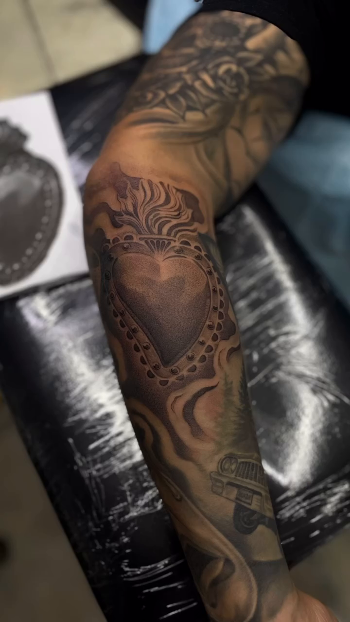 Sacred heart realism tattoo by Vanessa Valdivia