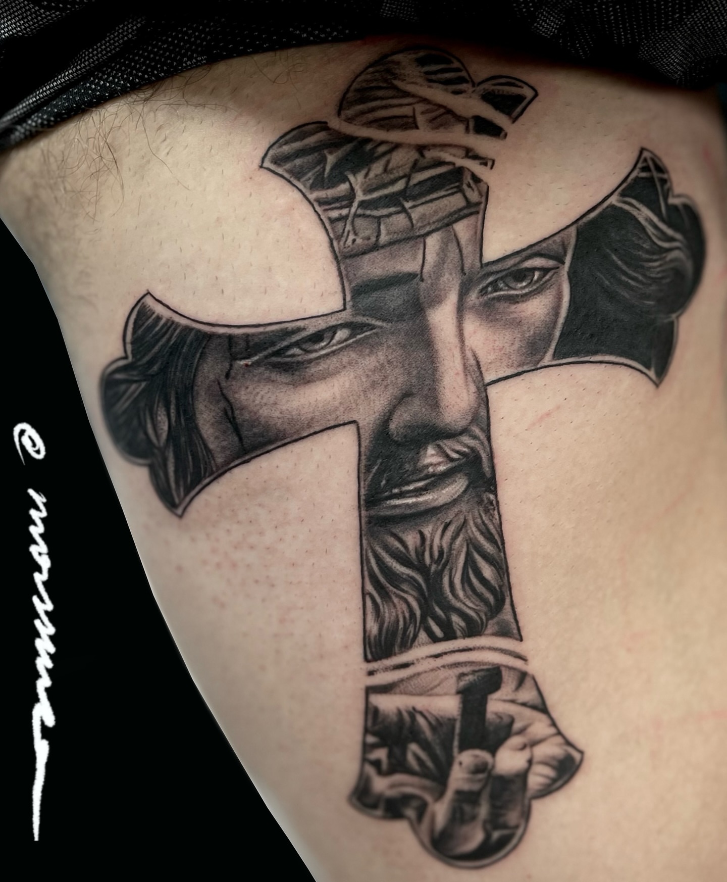 Tattoo by @morssuza — black_and_grey, realism