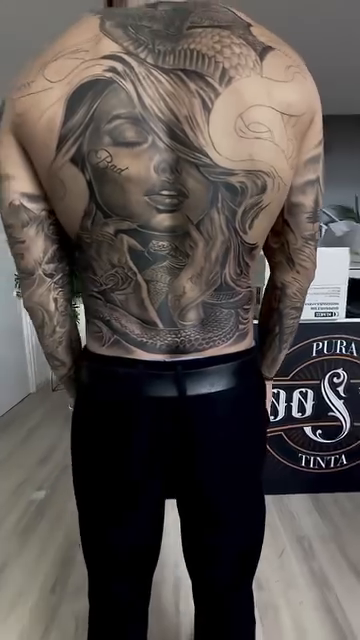 Tattoo by @puratintamiami — realism, black_and_grey