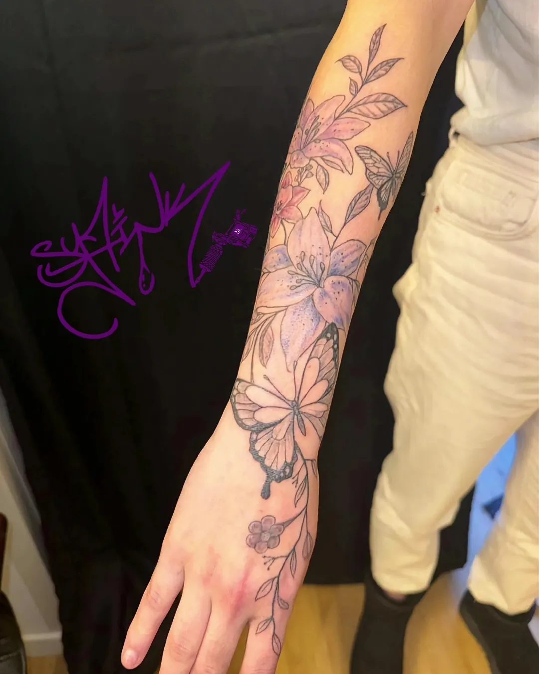 Tattoo by @sy7.tattoos — watercolor, realism