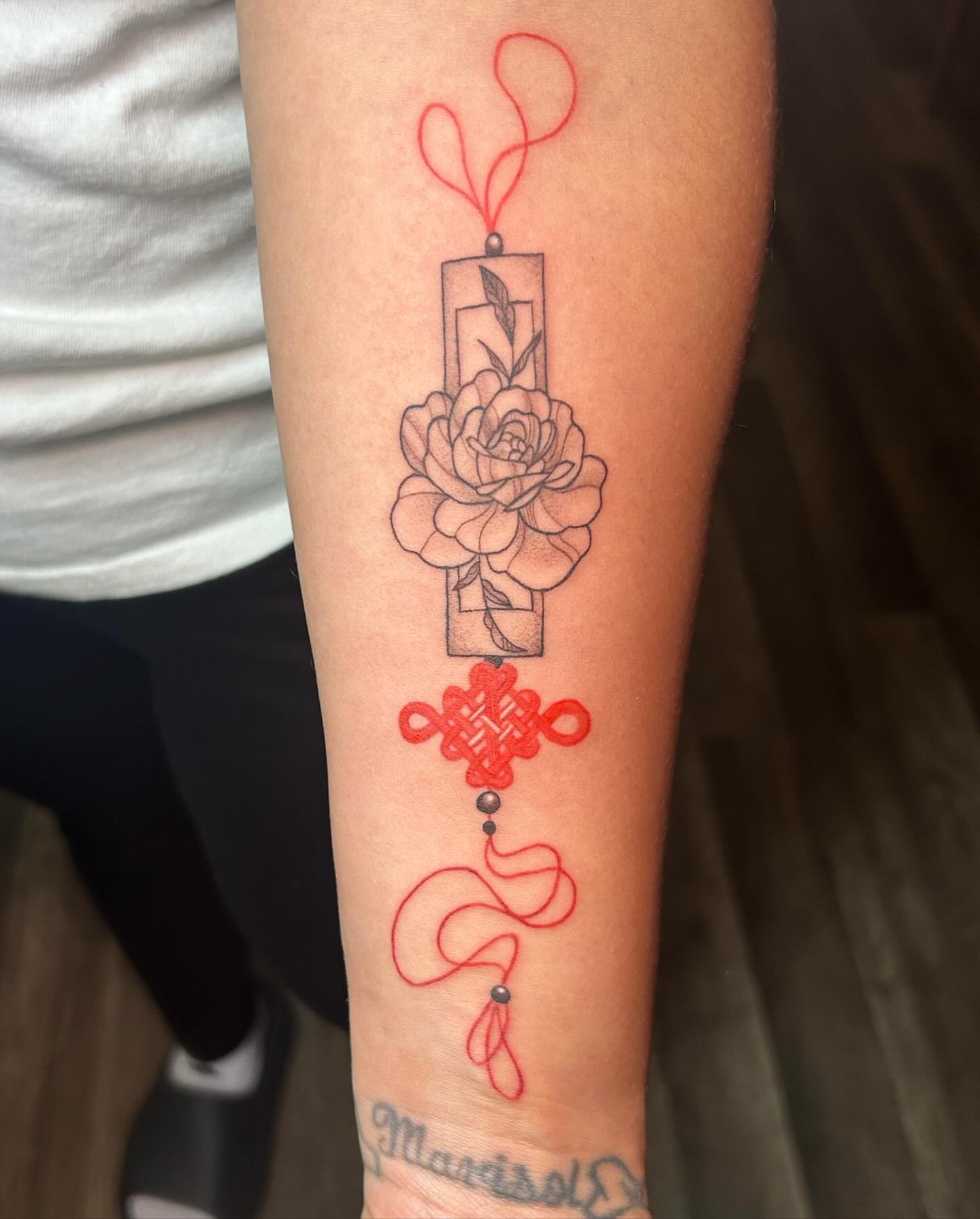 Rose and knot American traditional tattoo on the forearm by Kells