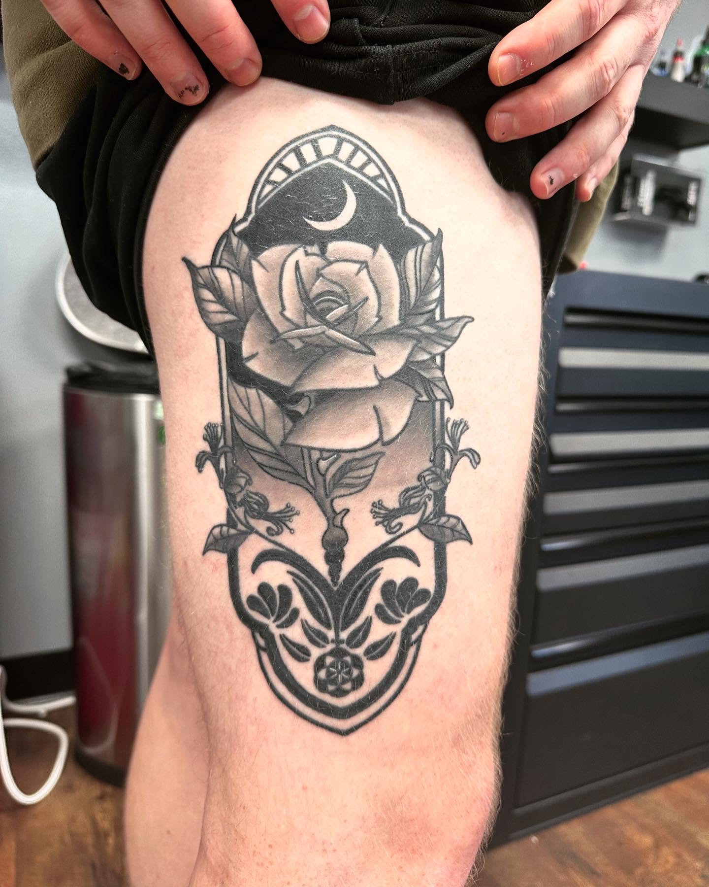 Tattoo by @j.isaac.tattoos — black_and_grey, geometric