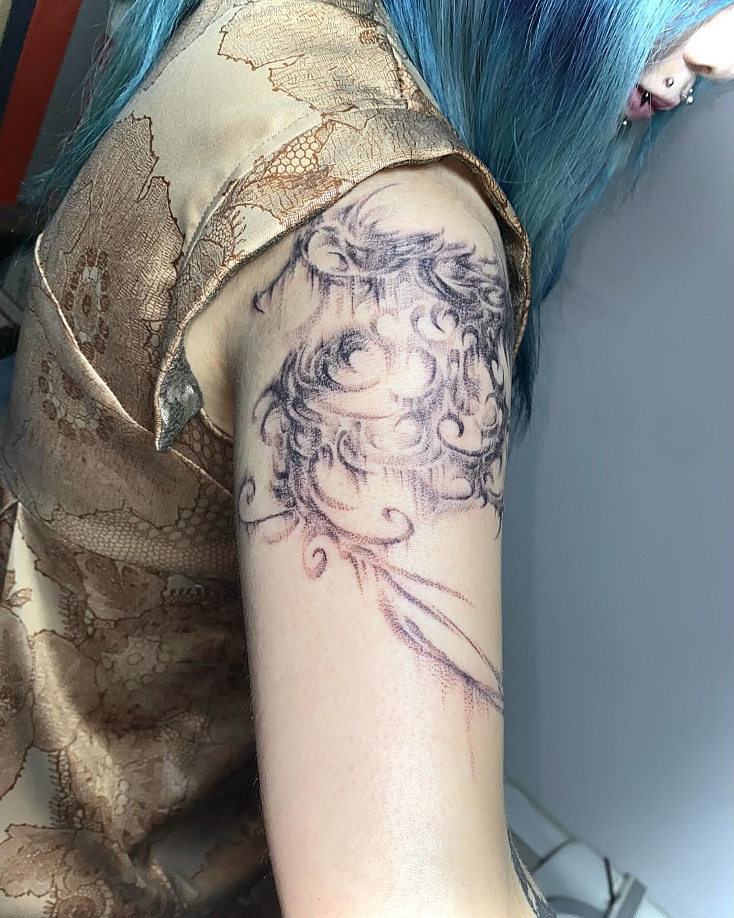 Tattoo by @7bugin7thdimension — dotwork