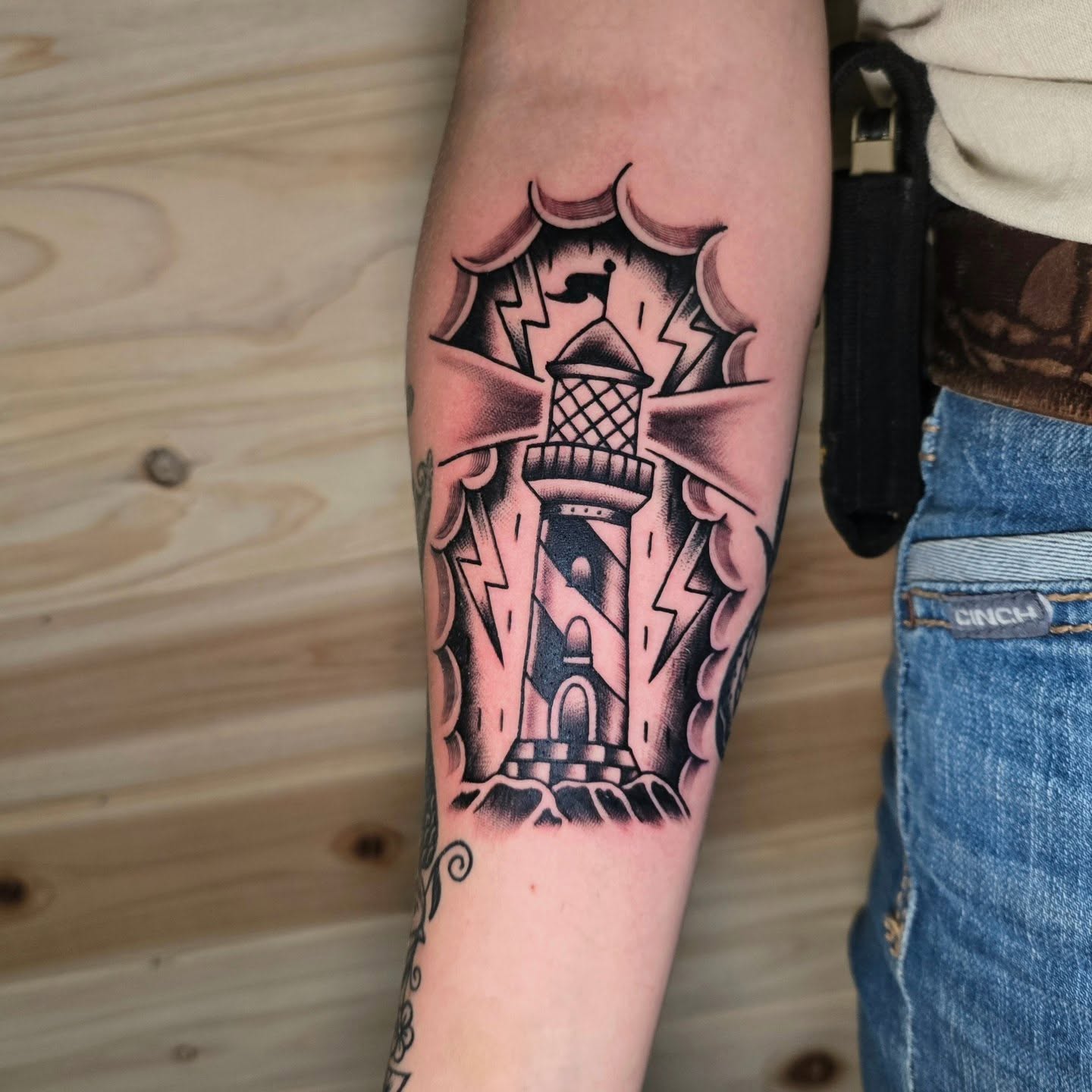 Tattoo by @fleurnoirestudio β american_traditional