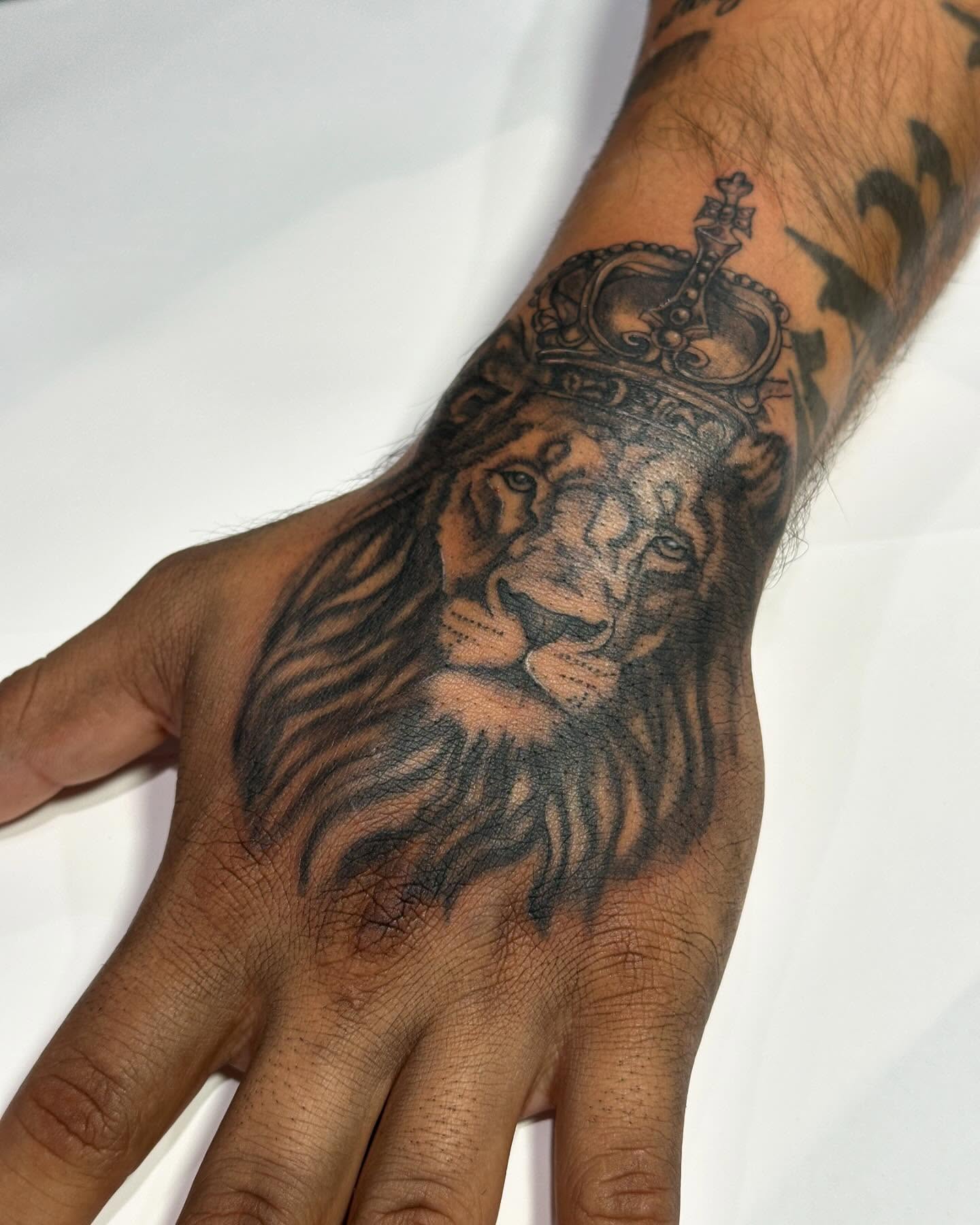 Tattoo by @vileinkzz โ black_and_grey, realism