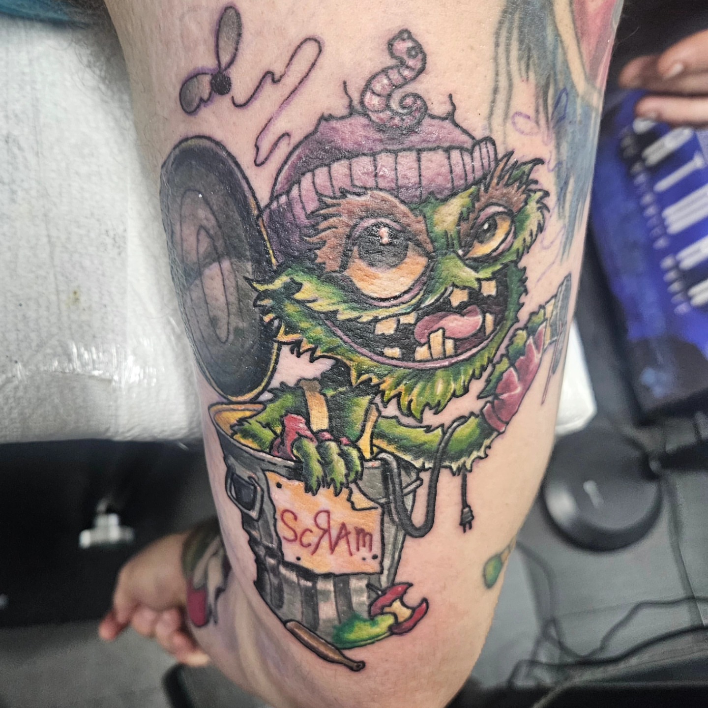 Tattoo by @templ5 — dotwork, illustrative